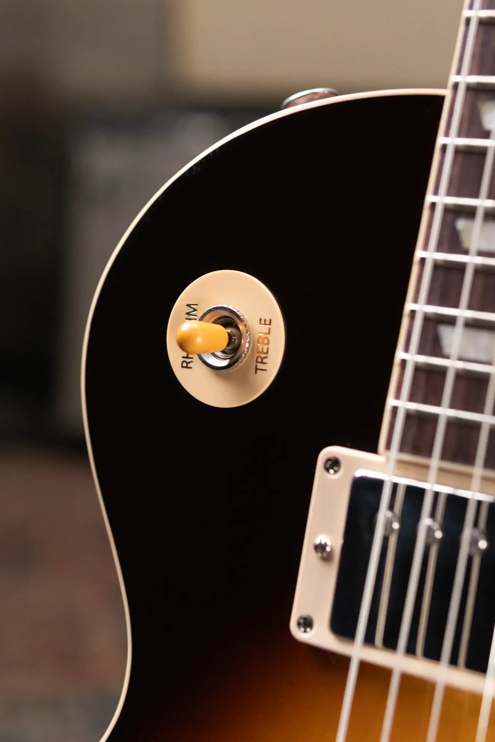 Gibson Les Paul Standard '50s Electric Guitar - Tobacco Burst with Hardshell Case