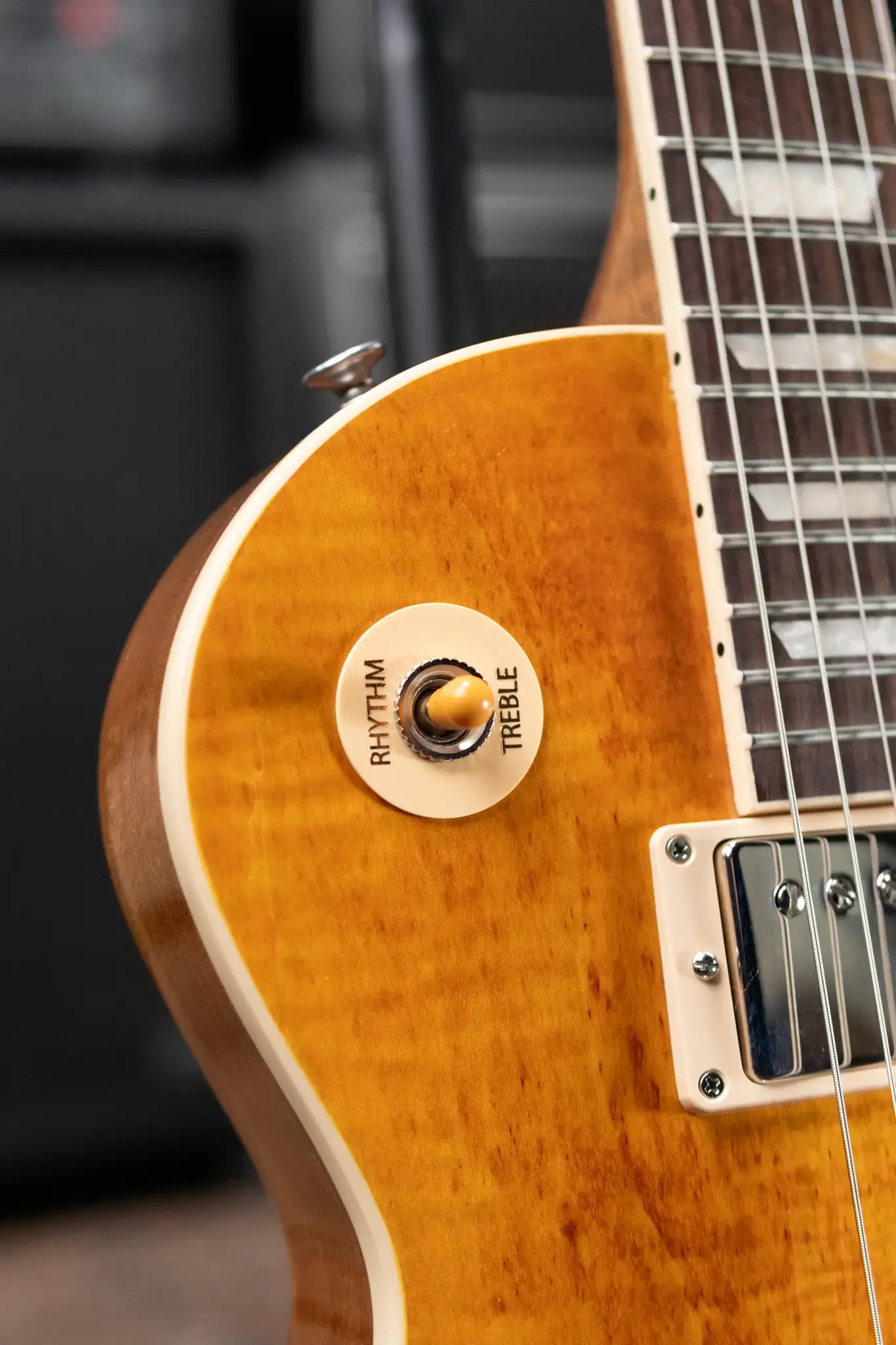 Gibson Les Paul Standard 50s Figured Top Electric Guitar - Honey Amber with Hardshell Case