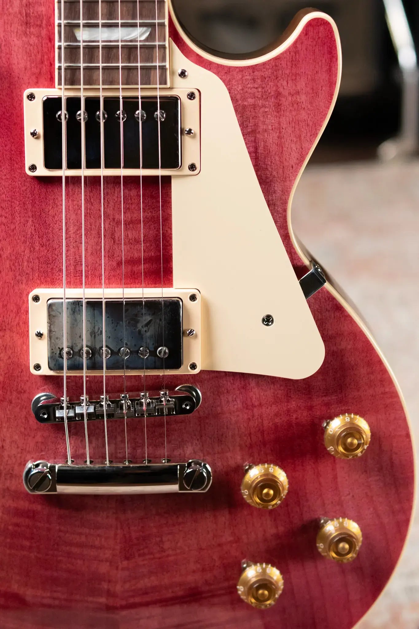 Gibson Les Paul Standard '50s Figured Top Electric Guitar - Translucent Fuchsia with Hardshell Case
