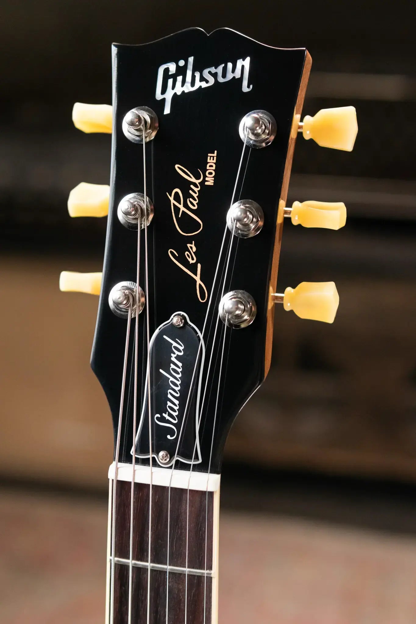 Gibson Les Paul Standard '50s P-90 Electric Guitar - Goldtop with Hardshell Case