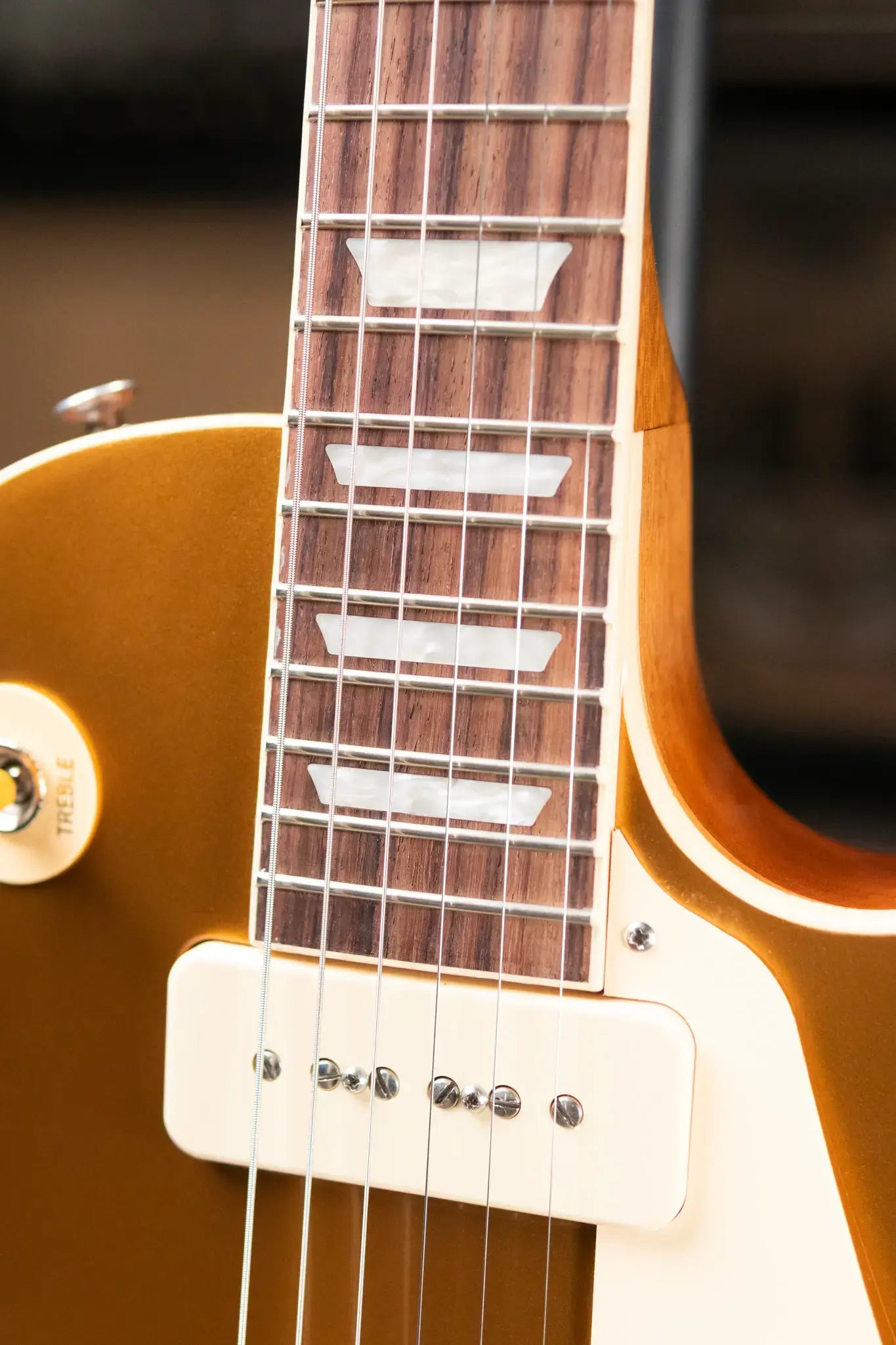 Gibson Les Paul Standard '50s P-90 Electric Guitar - Goldtop with Hardshell Case