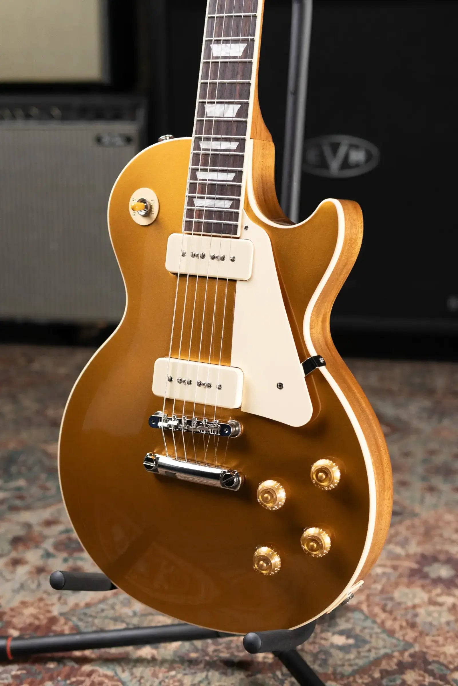 Gibson Les Paul Standard '50s P-90 Electric Guitar - Goldtop with Hardshell Case