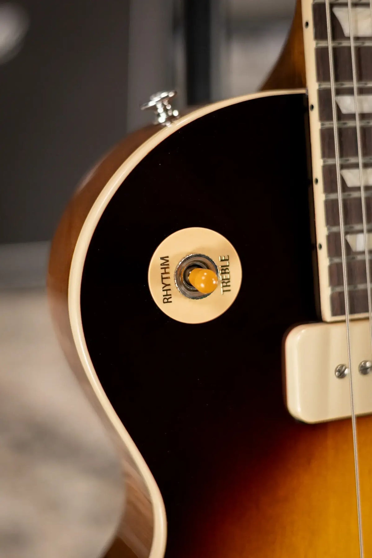 Gibson Les Paul Standard '50s P-90 Electric Guitar - Tobacco Burst with Hardshell Case