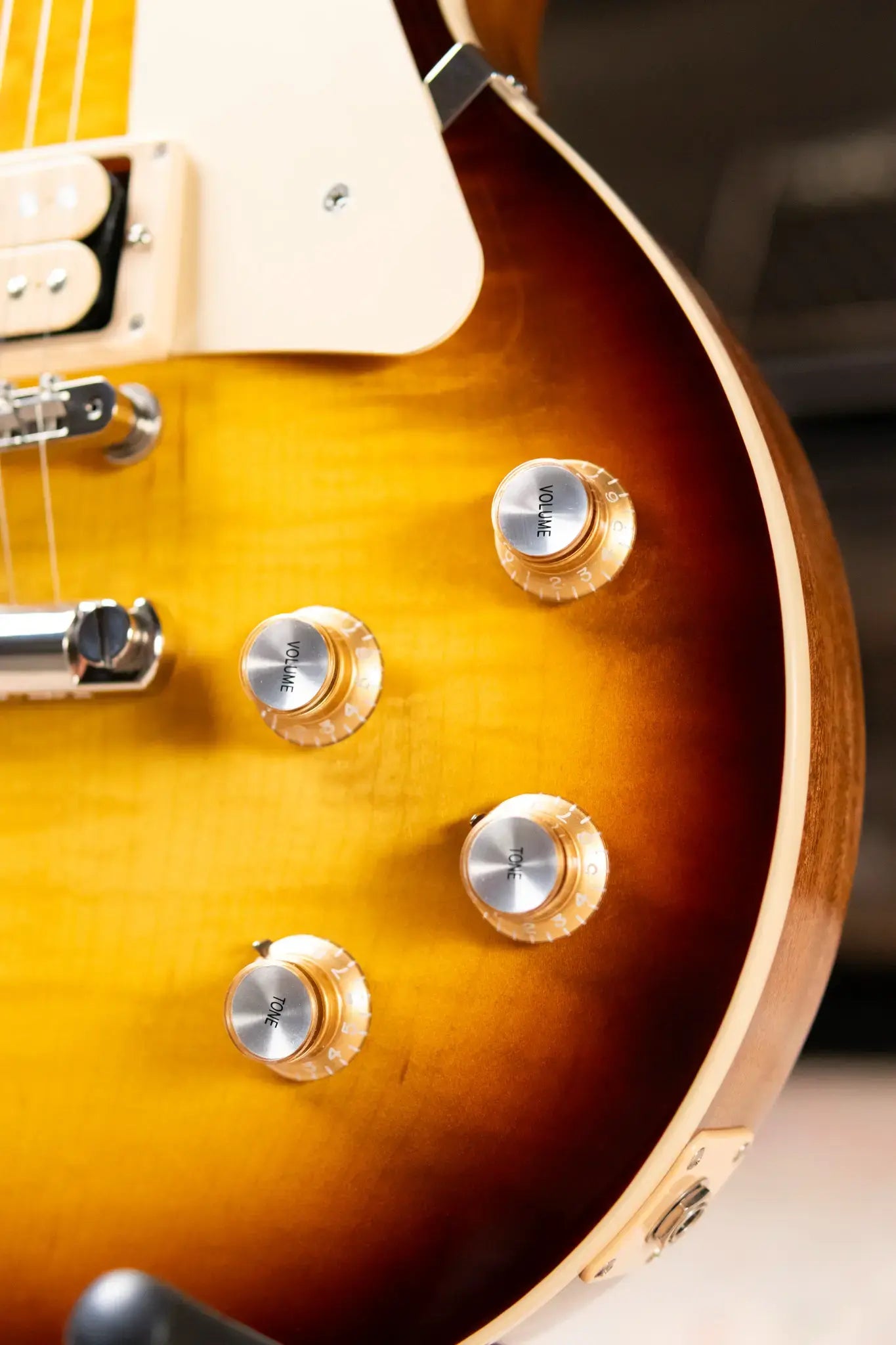 Gibson Les Paul Standard 60s Double Trouble (1 of 500) Electric Guitar - Vintage Tobacco Burst with Hardshell Case