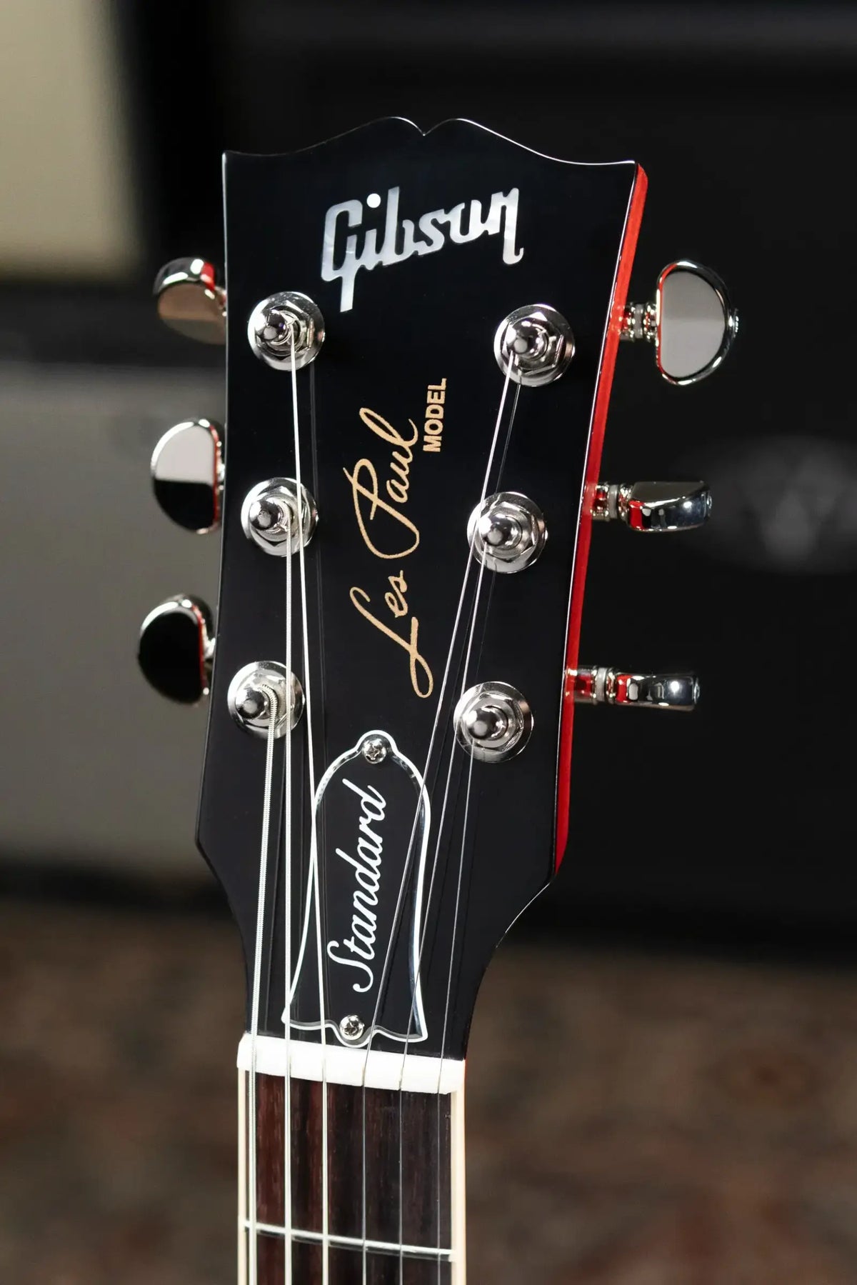 Gibson Les Paul Standard '60s Electric Guitar - Bourbon Burst with Hardshell Case