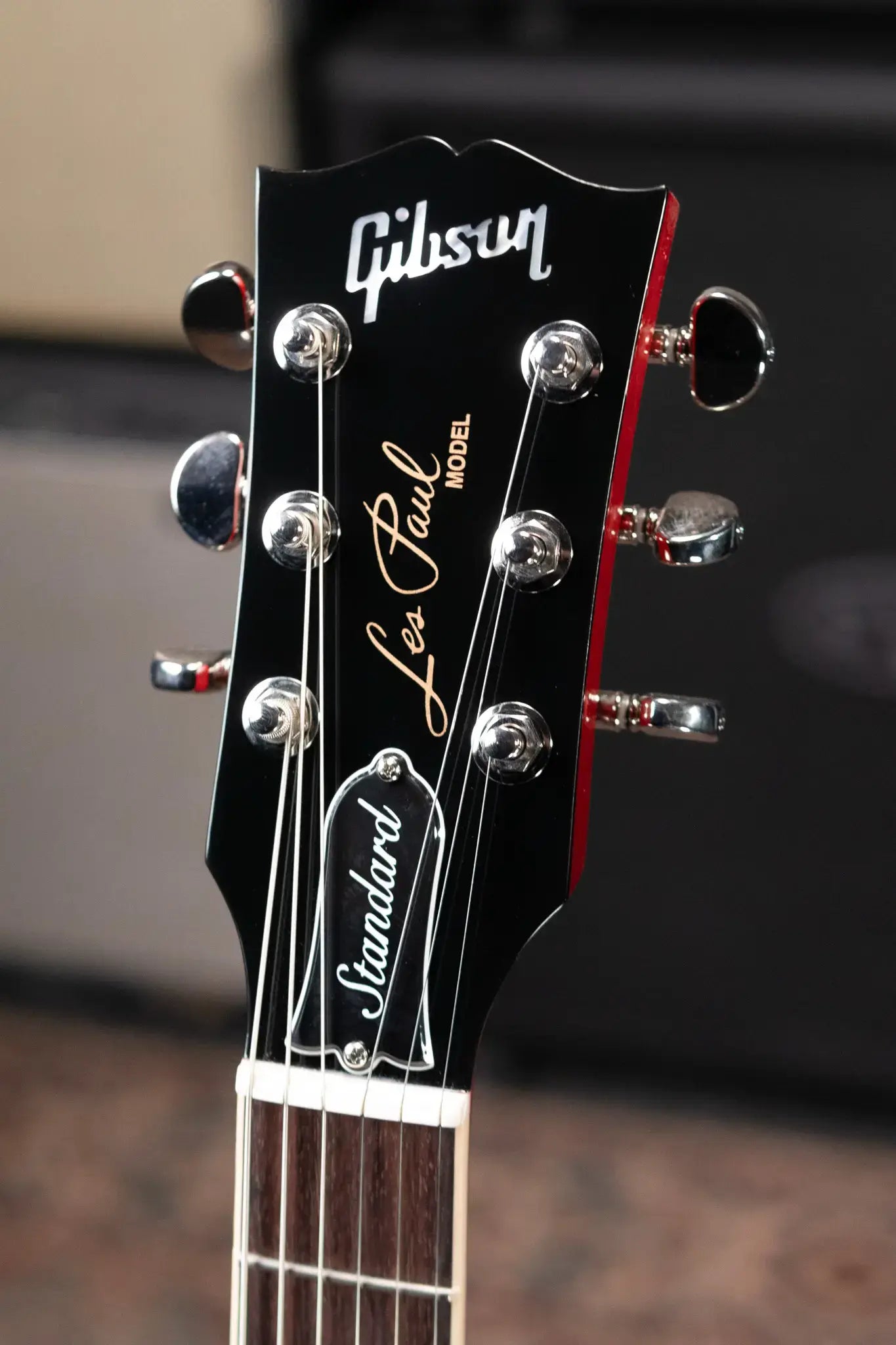 Gibson Les Paul Standard '60s Electric Guitar - Unburst with Hardshell Case