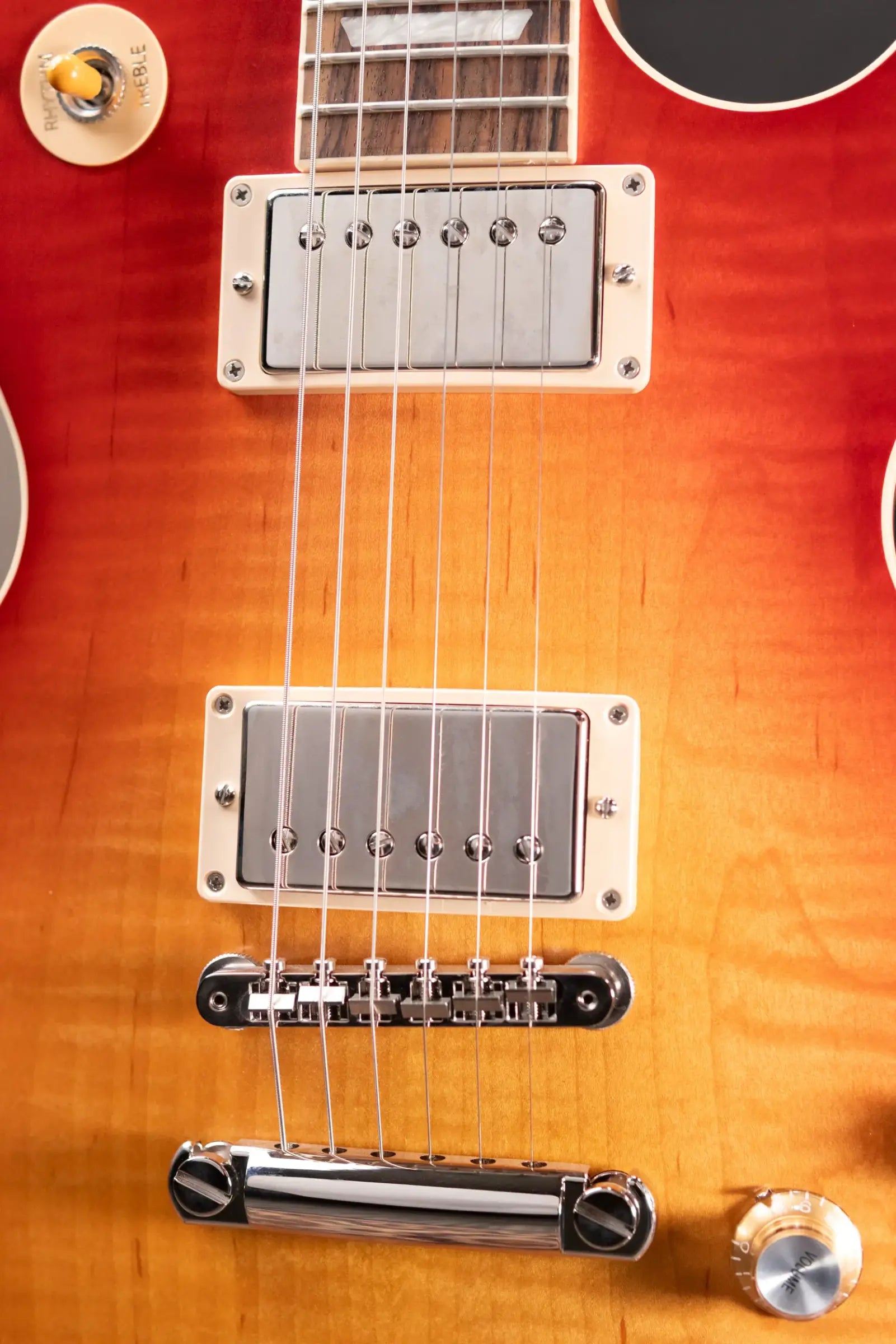 Gibson Les Paul Standard 60s Faded - Vintage Cherry Sunburst with Hardshell Case - Floor Model