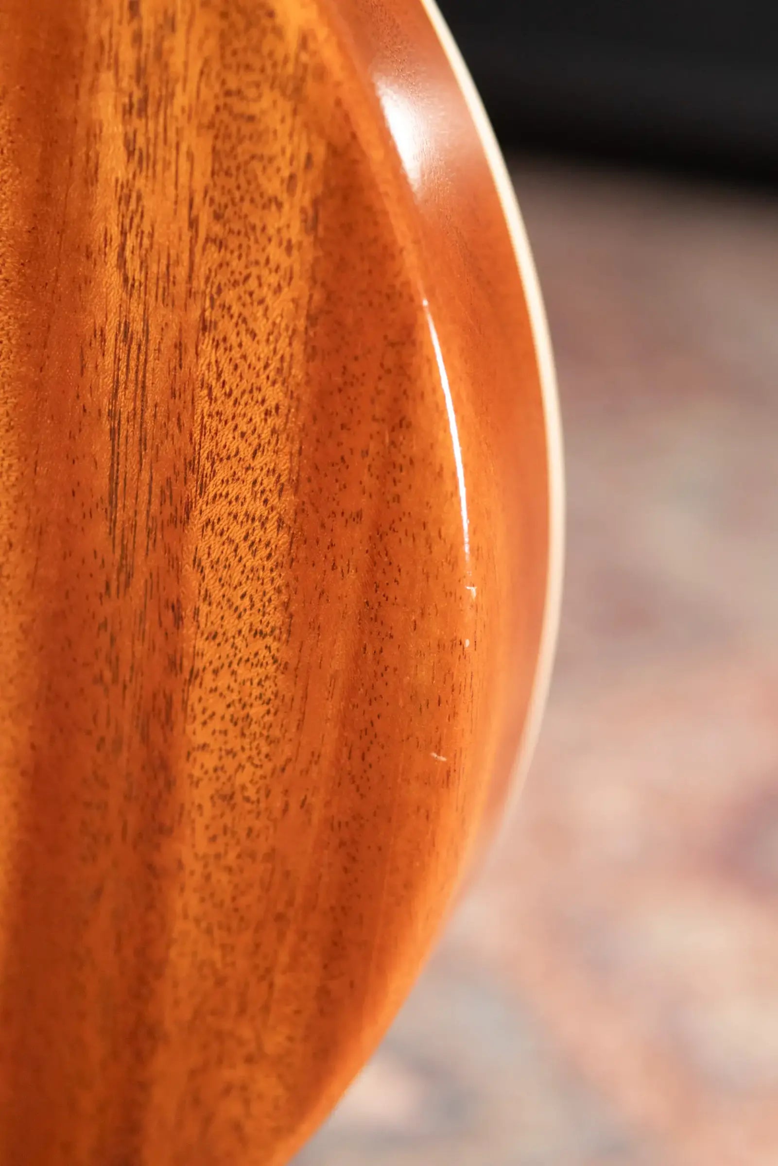 Gibson Les Paul Standard 60s Faded - Vintage Cherry Sunburst with Hardshell Case - Floor Model