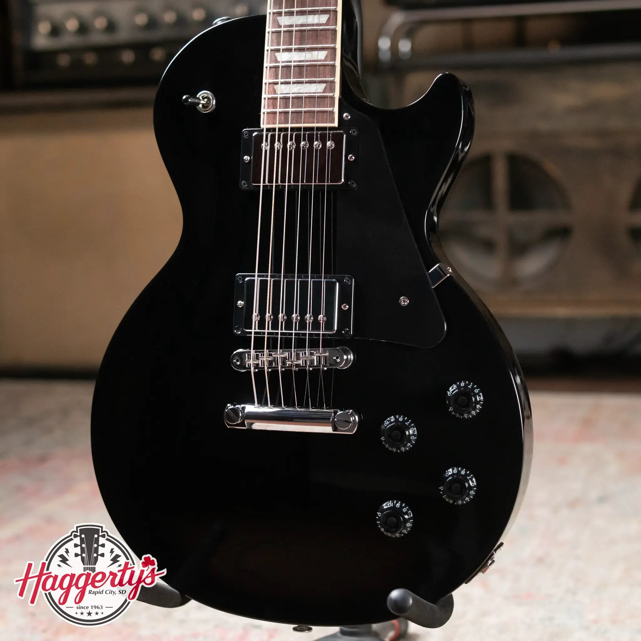 Gibson Les Paul Studio - Ebony with Gig Bag