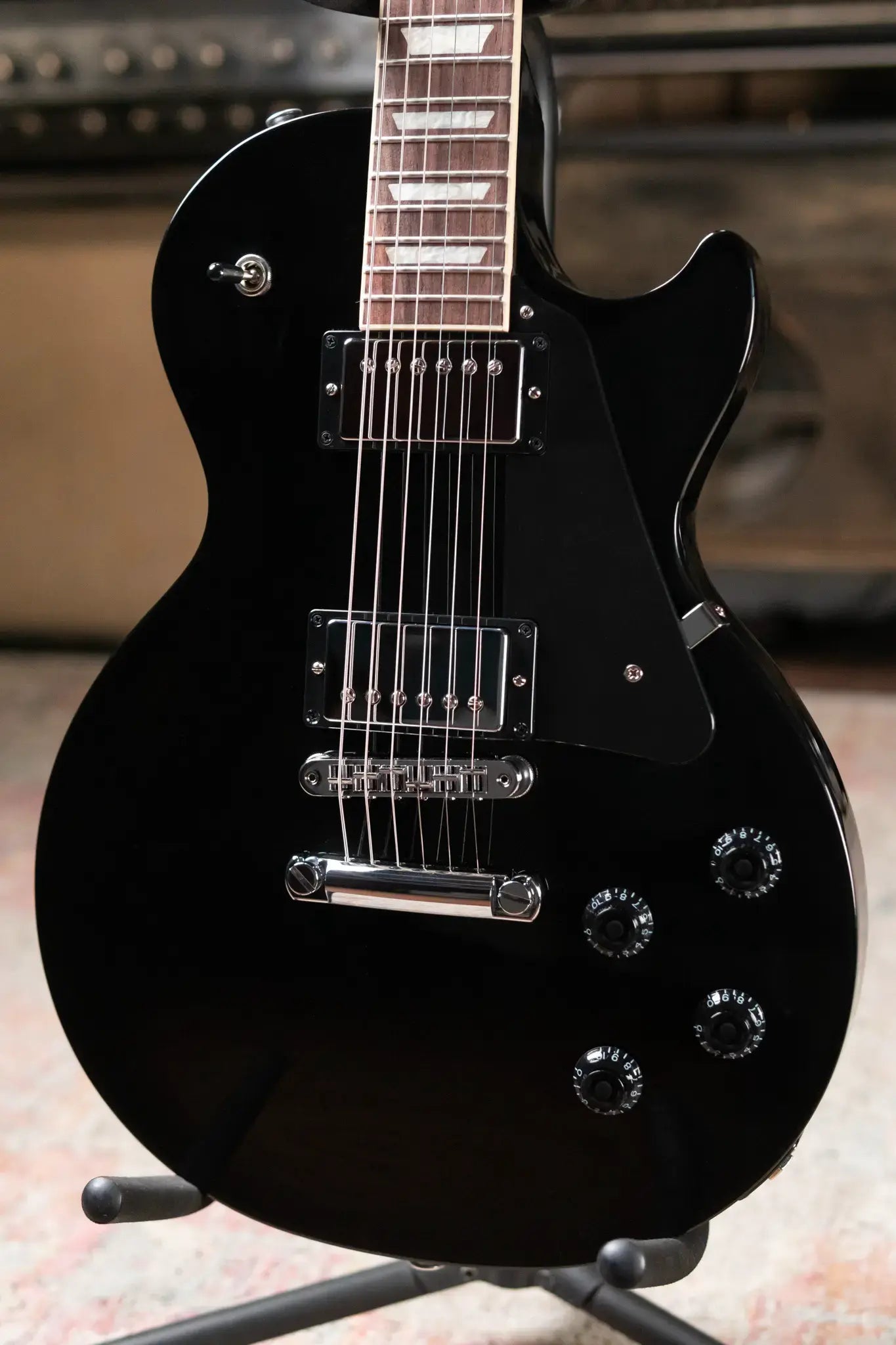 Gibson Les Paul Studio - Ebony with Gig Bag