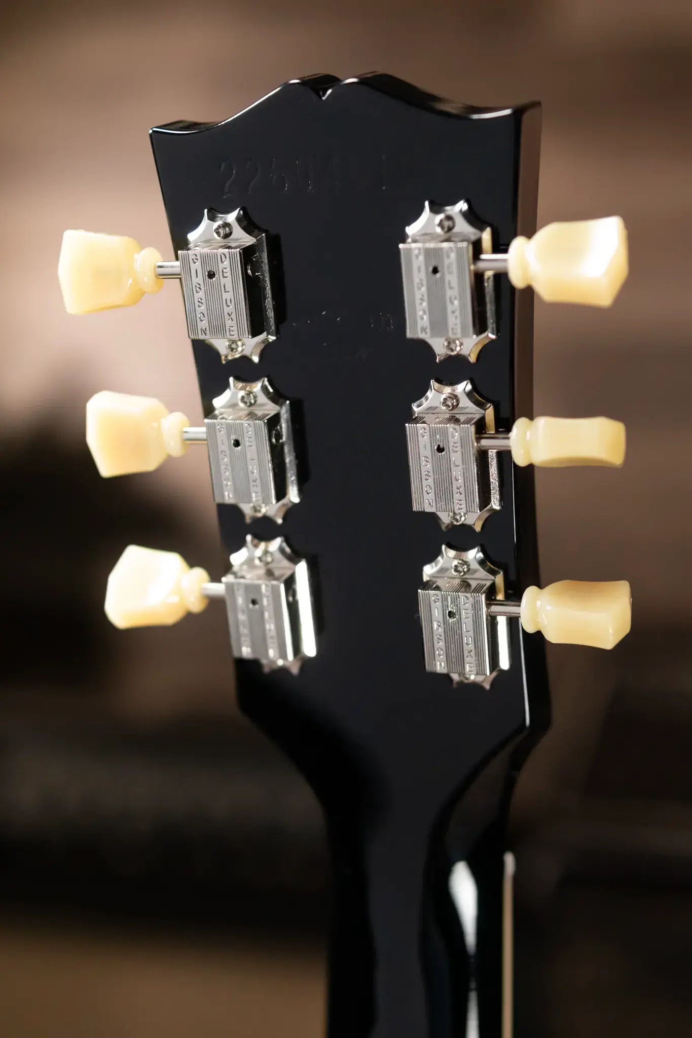 Gibson Les Paul Studio - Ebony with Gig Bag