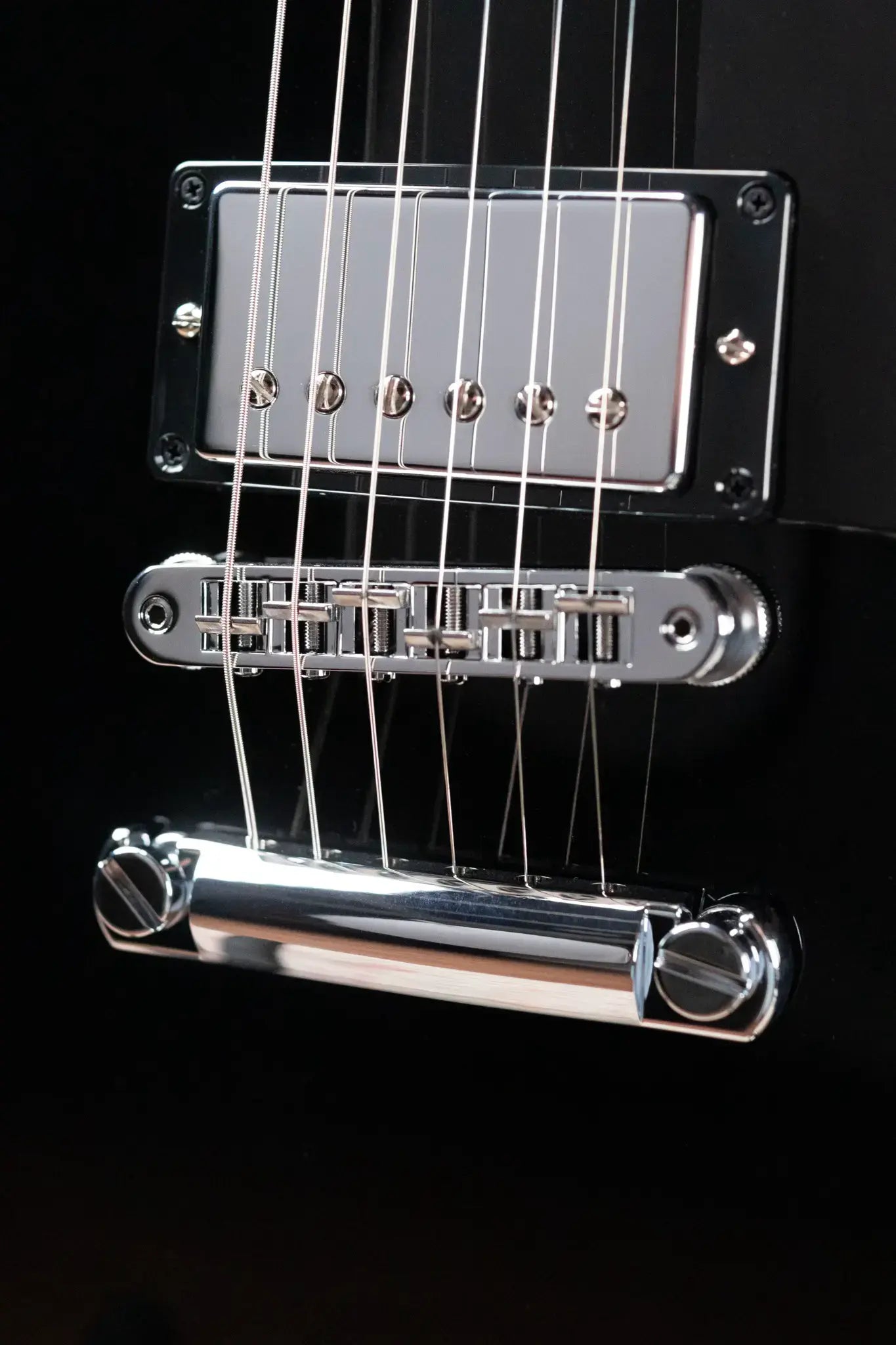 Gibson Les Paul Studio - Ebony with Gig Bag