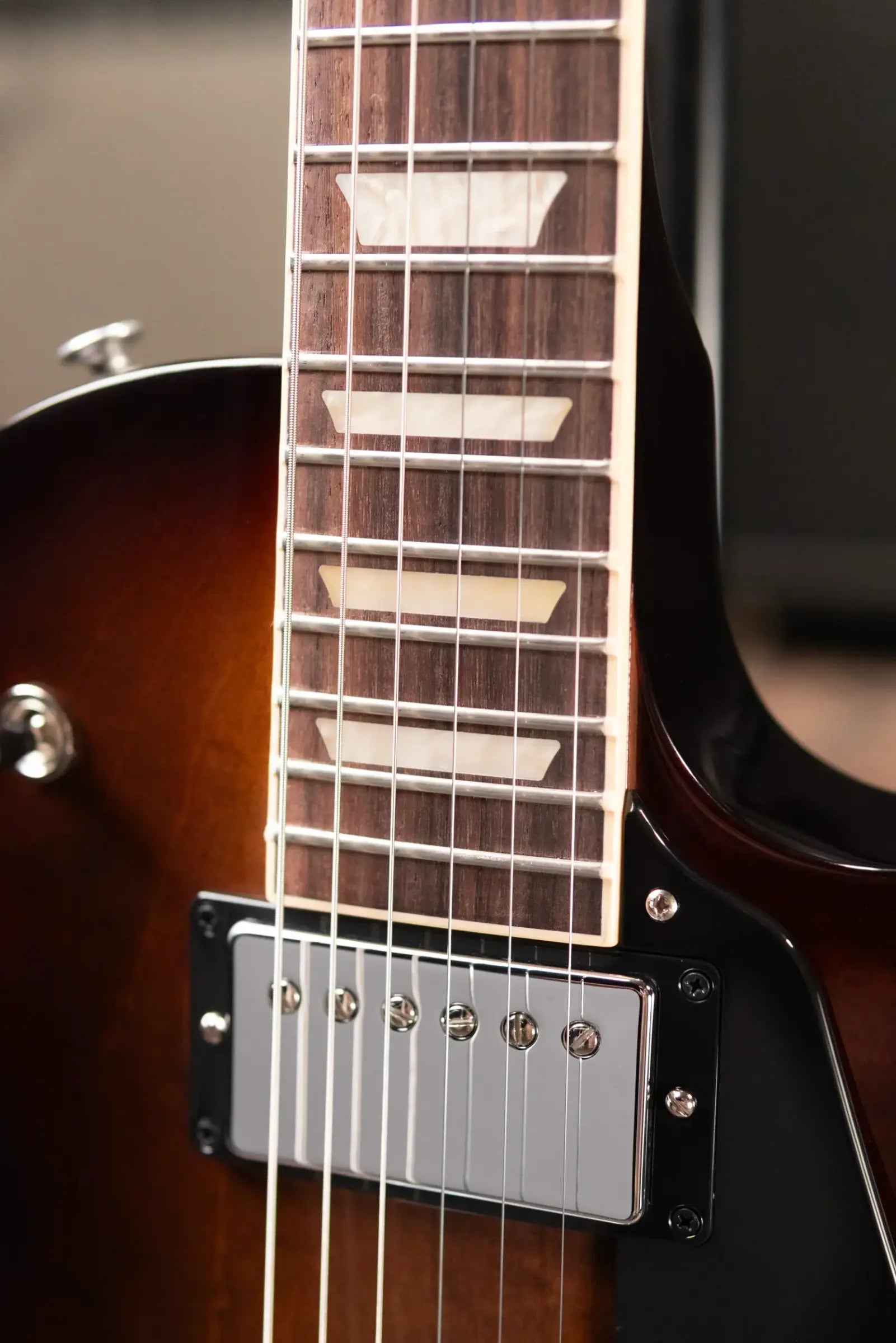 Gibson Les Paul Studio Electric Guitar - Smokehouse Burst with Gig Bag