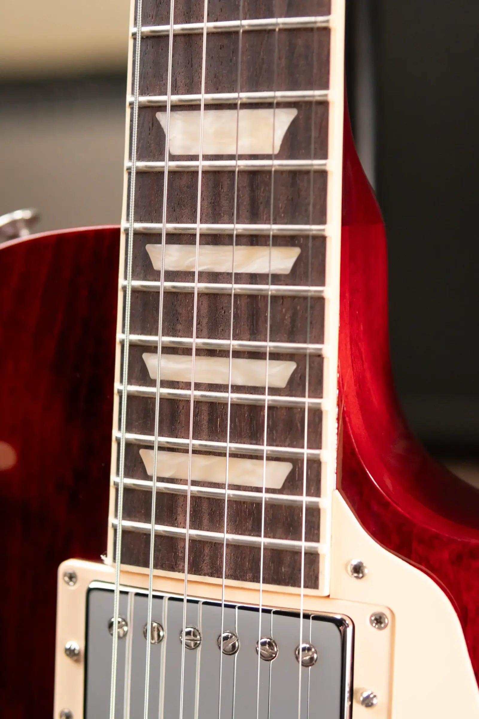 Gibson Les Paul Studio Electric Guitar - Wine Red with Gig Bag