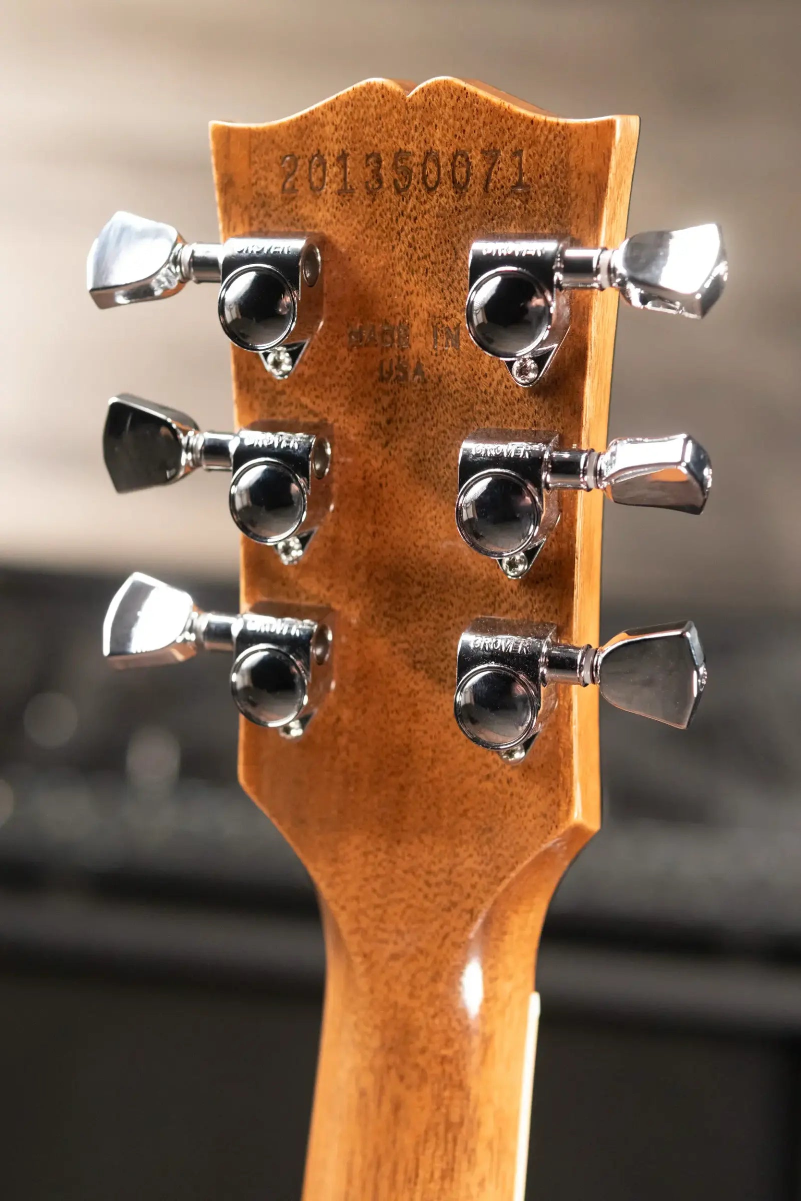 Gibson Les Paul Studio Session Electric Guitar - Honeyburst with Gig Bag