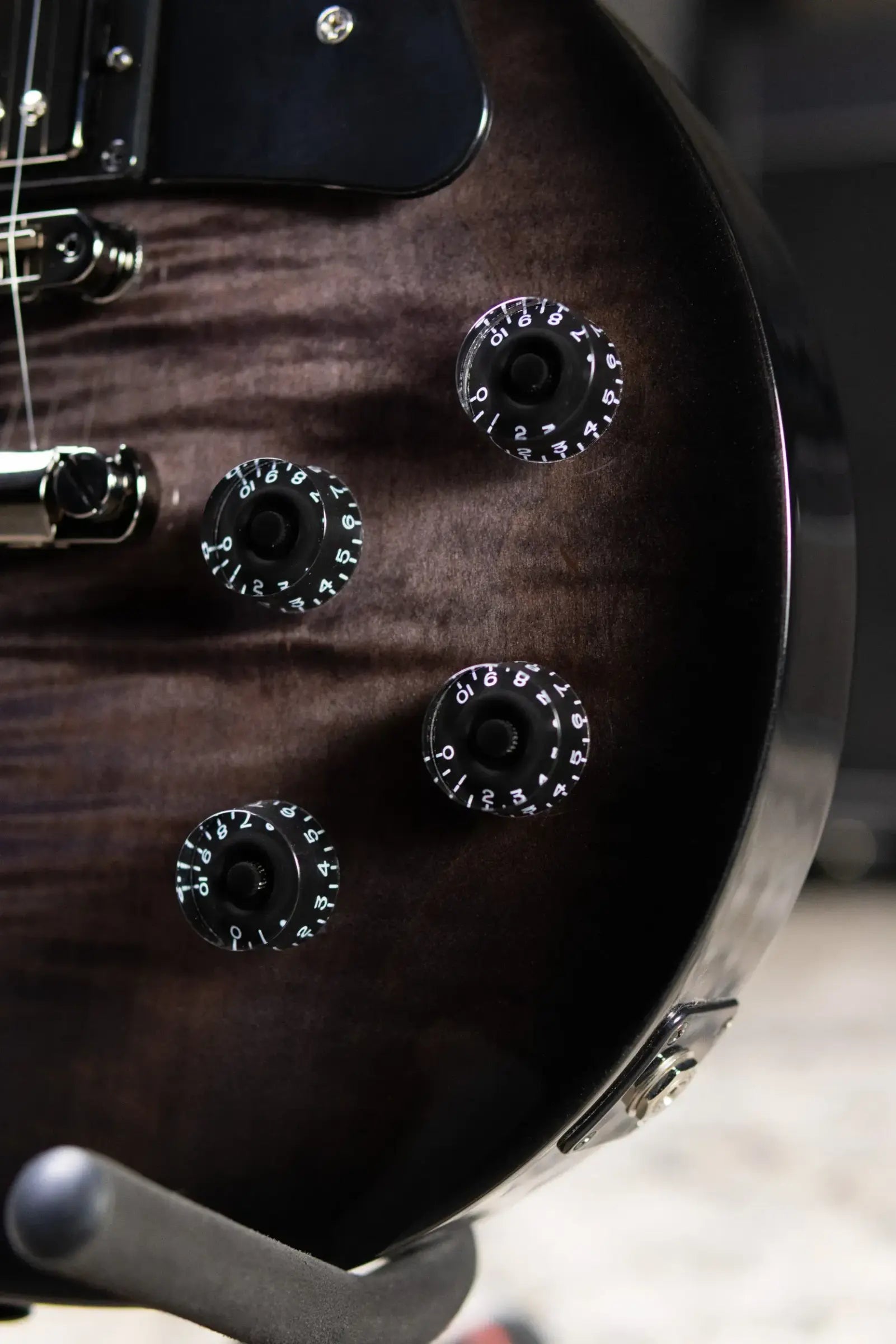 Gibson Les Paul Studio Session Electric Guitar - Translucent Ebony Burst with Gig Bag