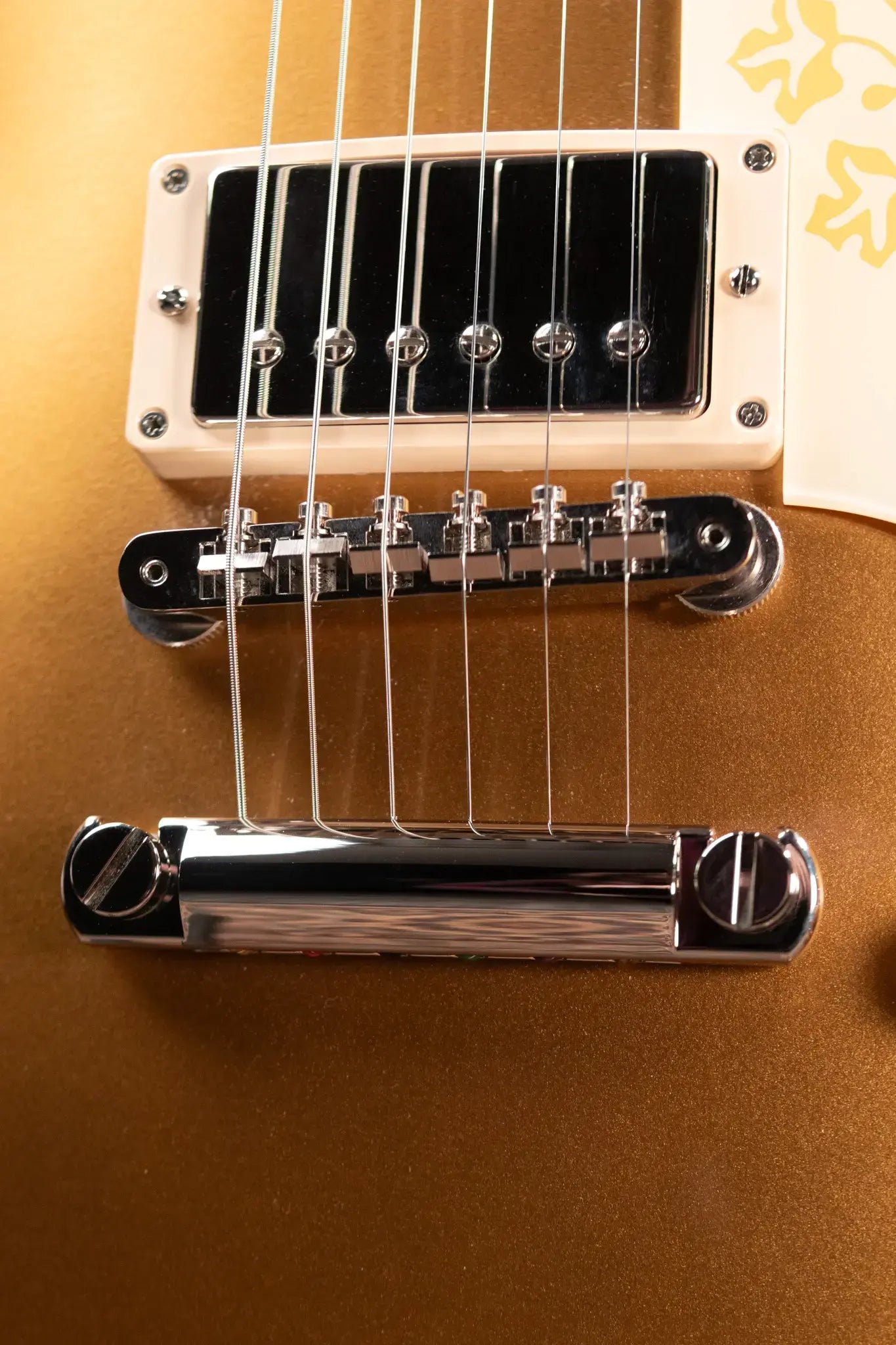 Gibson Mary Ford Les Paul Standard Electric Guitar - Goldtop with Hardshell Case - Used