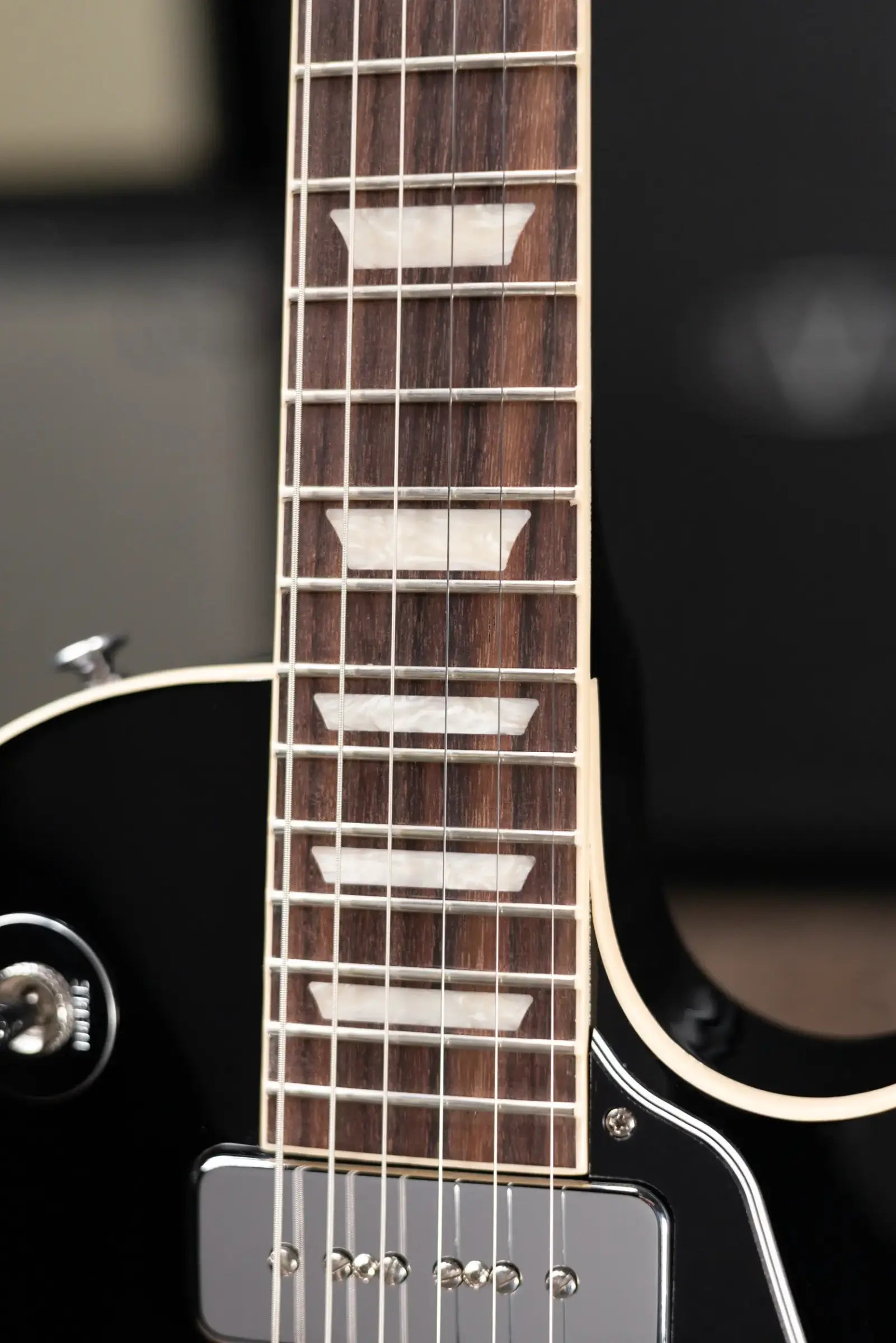 Gibson Noel Gallagher Signature Les Paul Standard Electric Guitar - Ebony with Hardshell Case