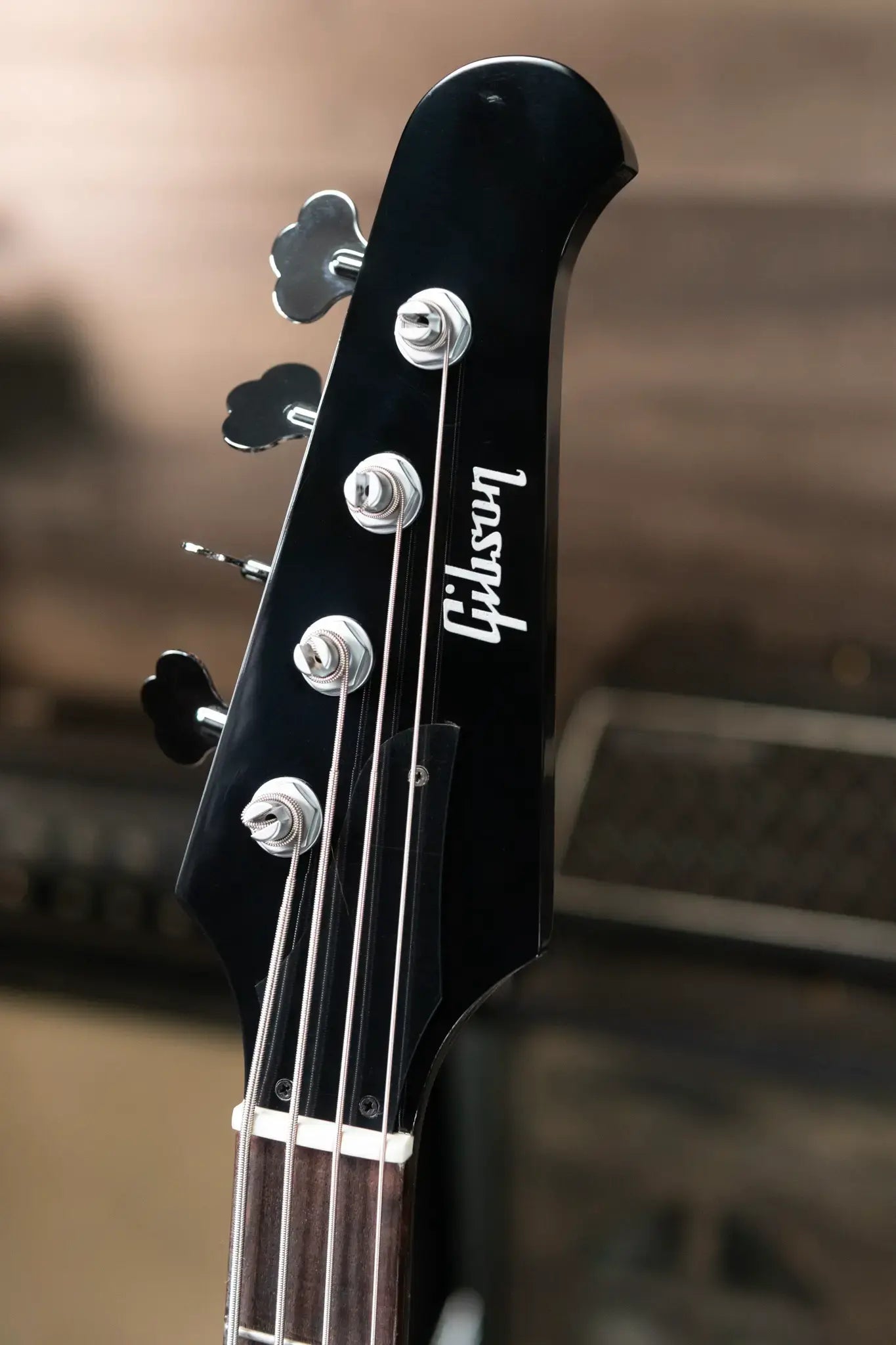 Gibson Non-Reverse Thunderbird - Ebony with Hardshell Case