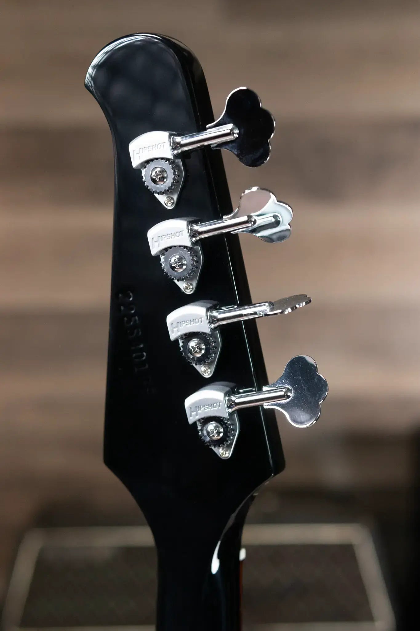 Gibson Non-Reverse Thunderbird - Ebony with Hardshell Case