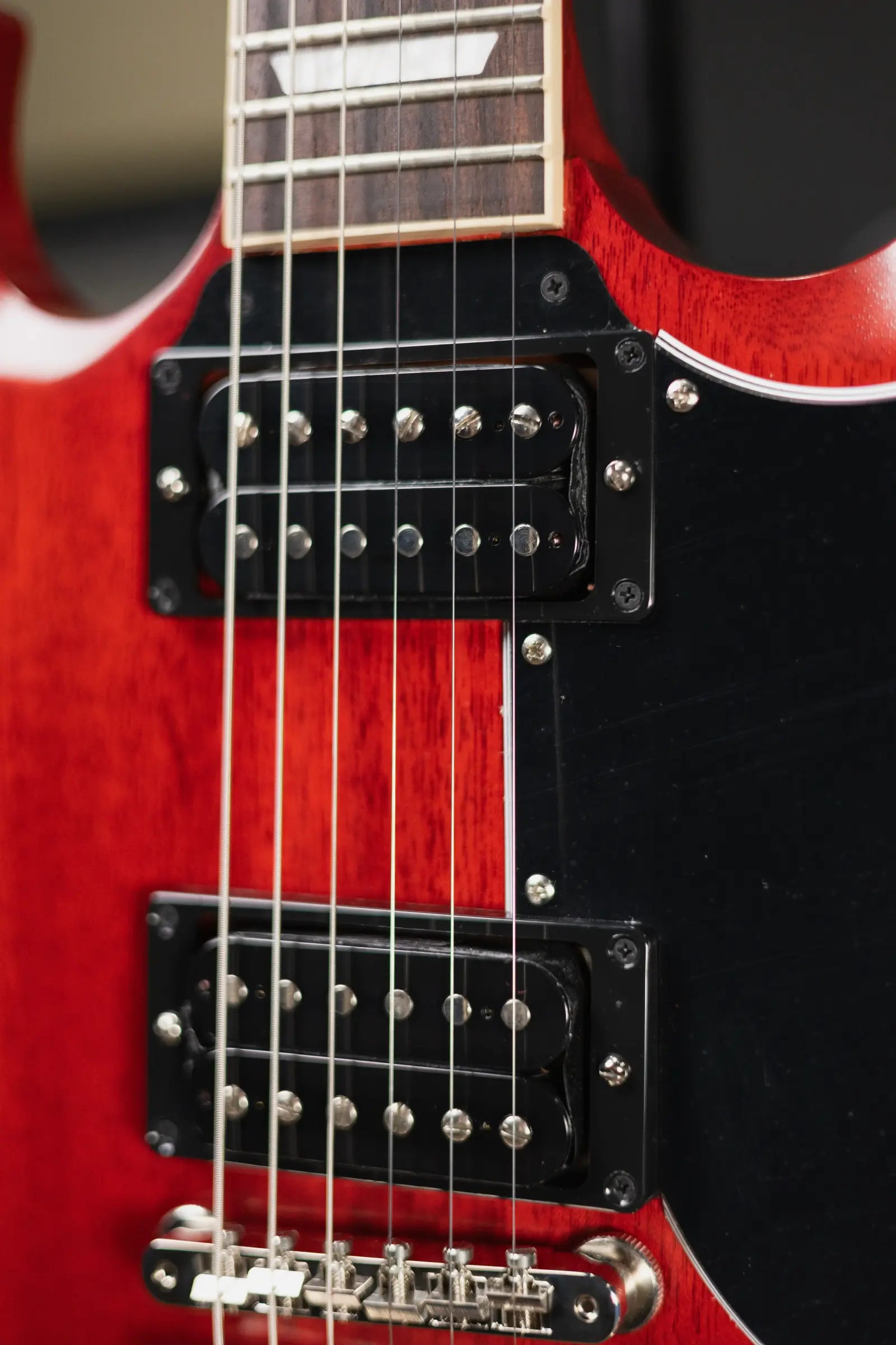 Gibson SG Standard '61 Faded Maestro Vibrola Electric Guitar - Vintage Cherry with Hardshell Case
