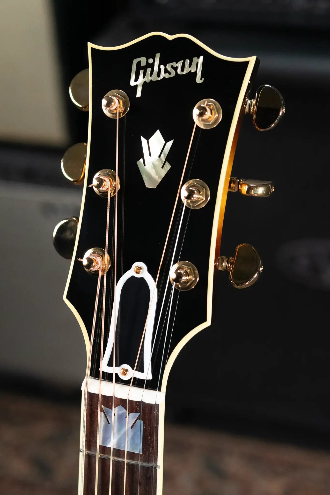 Gibson SJ-200 60s Original Acoustic/Electric Guitar - Vintage Sunburst with Hardshell Case