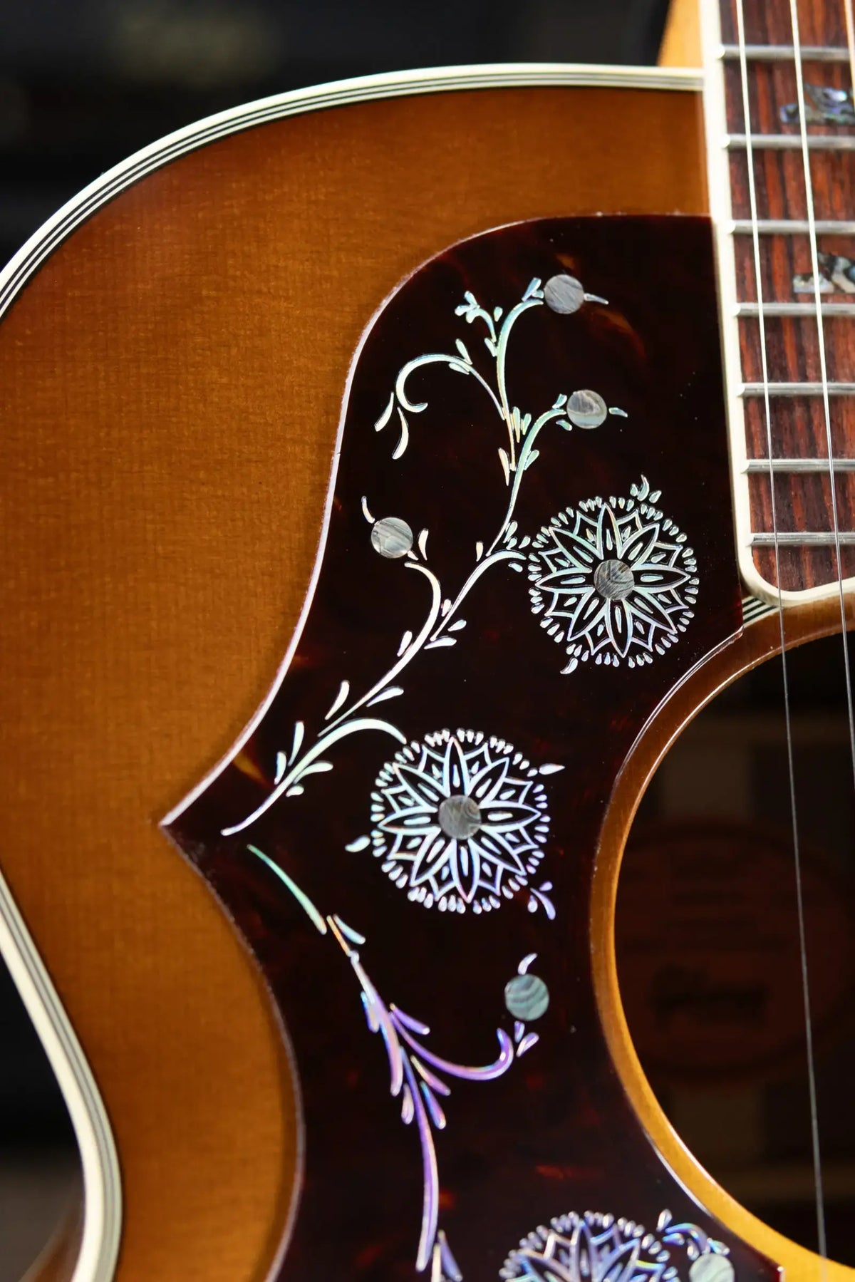 Gibson SJ-200 Elegant Koa Left-Handed Jumbo Acoustic/Electric Guitar - Honey Burst with Hardshell Case