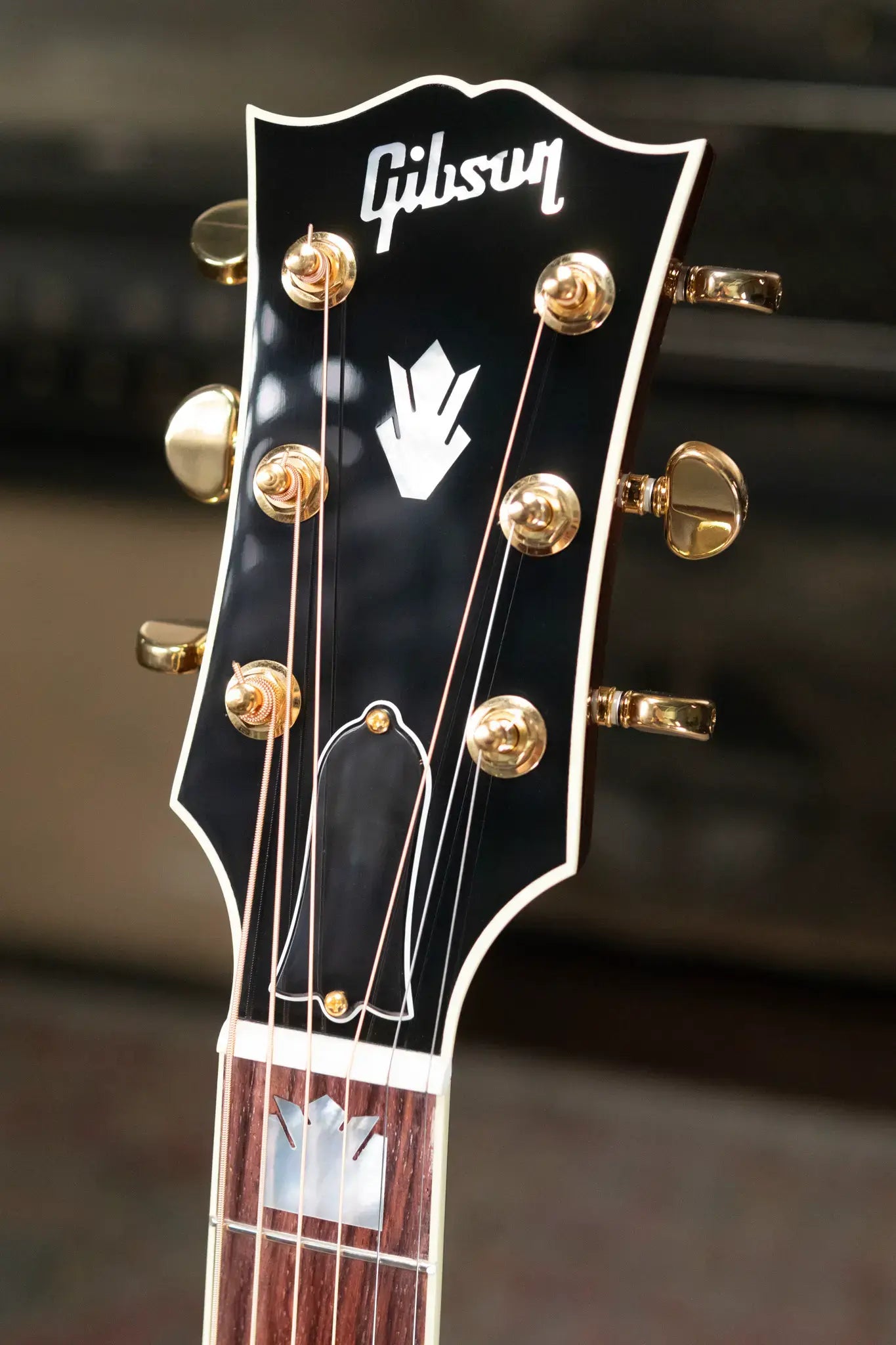 Gibson SJ-200 Standard Maple Acoustic/Electric Guitar - Wine Red with Hardshell Case