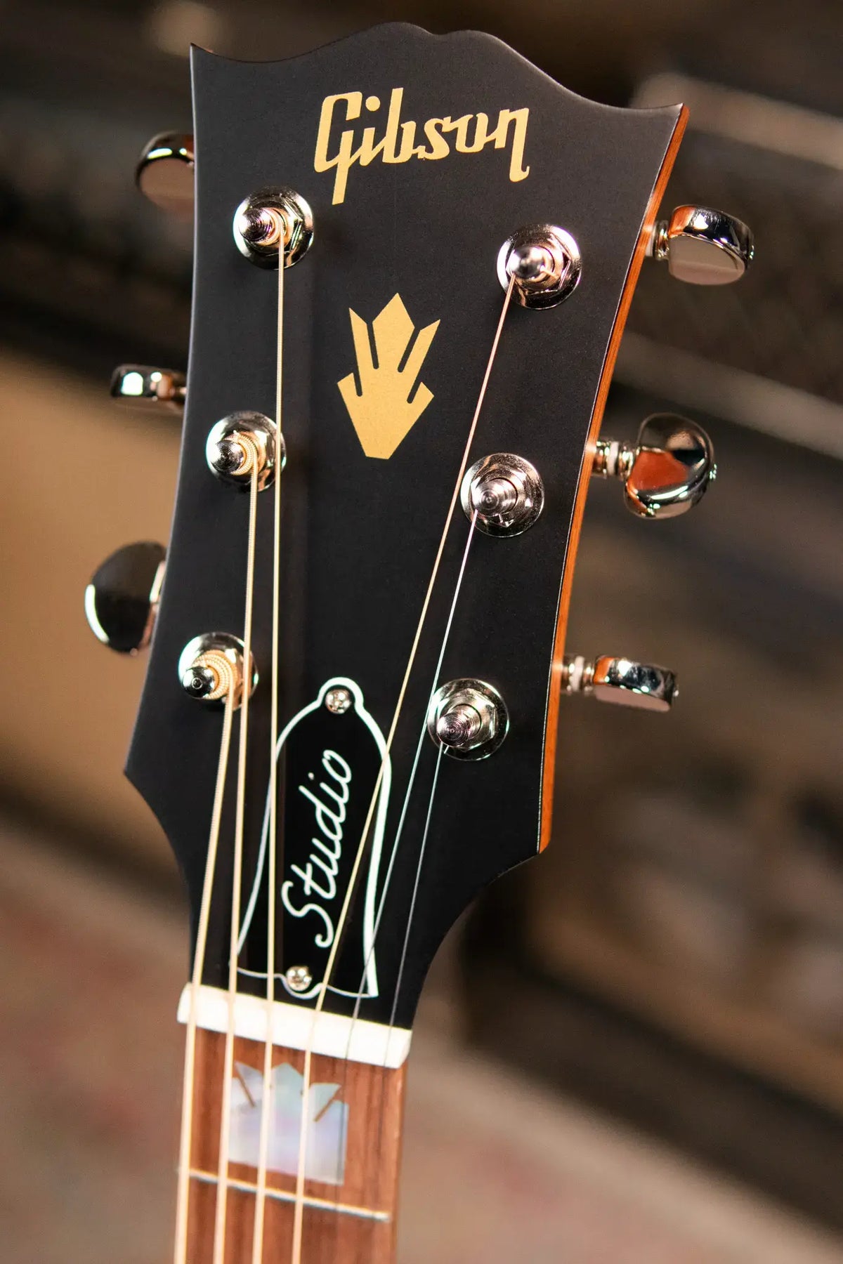 Gibson SJ-200 Studio Walnut Jumbo Acoustic/Electric Guitar - Satin Walnut Burst with Hardshell Case - Demo