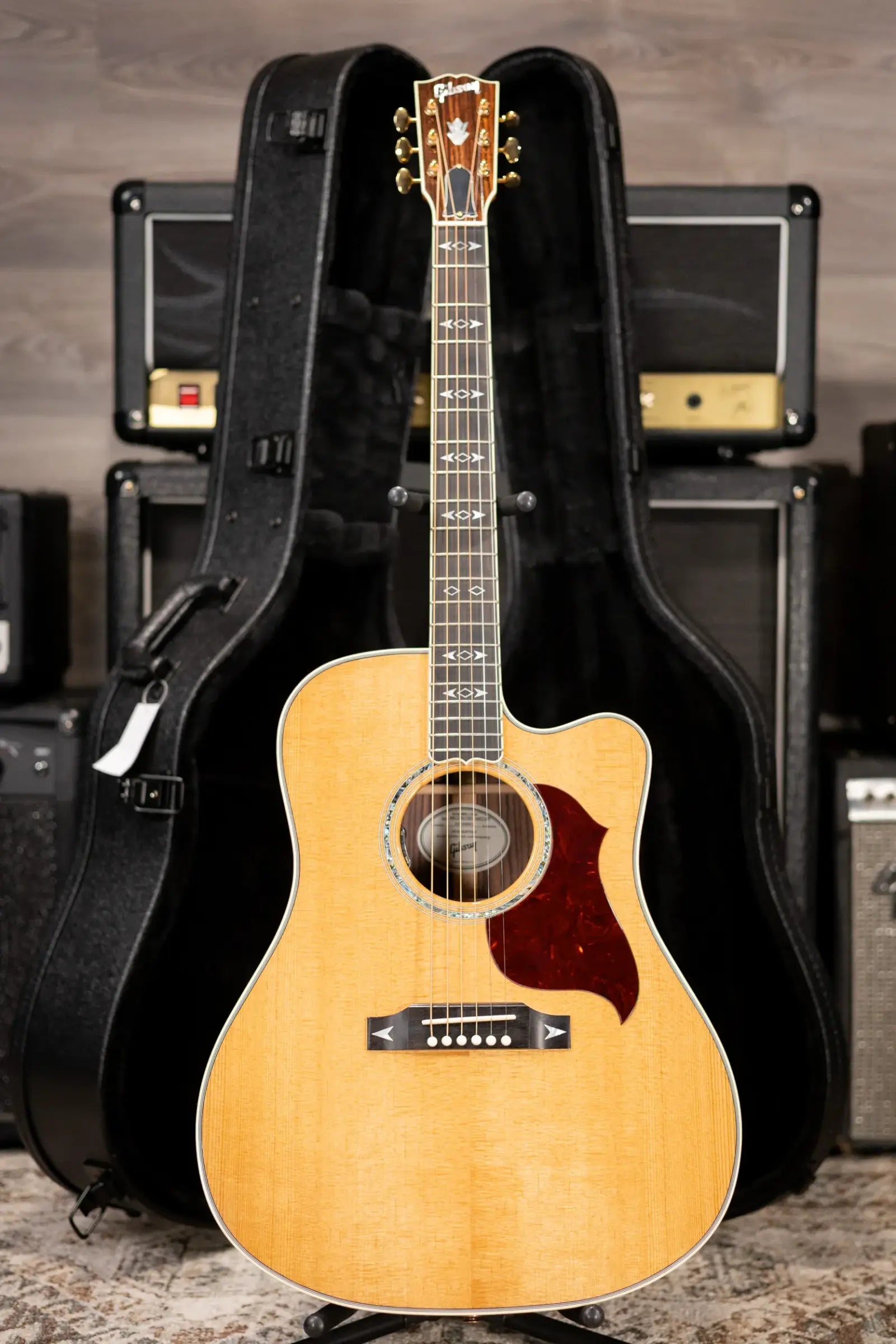 Gibson Songwriter Recording Artist EC Acoustic / Electric Guitar - Antique Natural with Hardshell Case