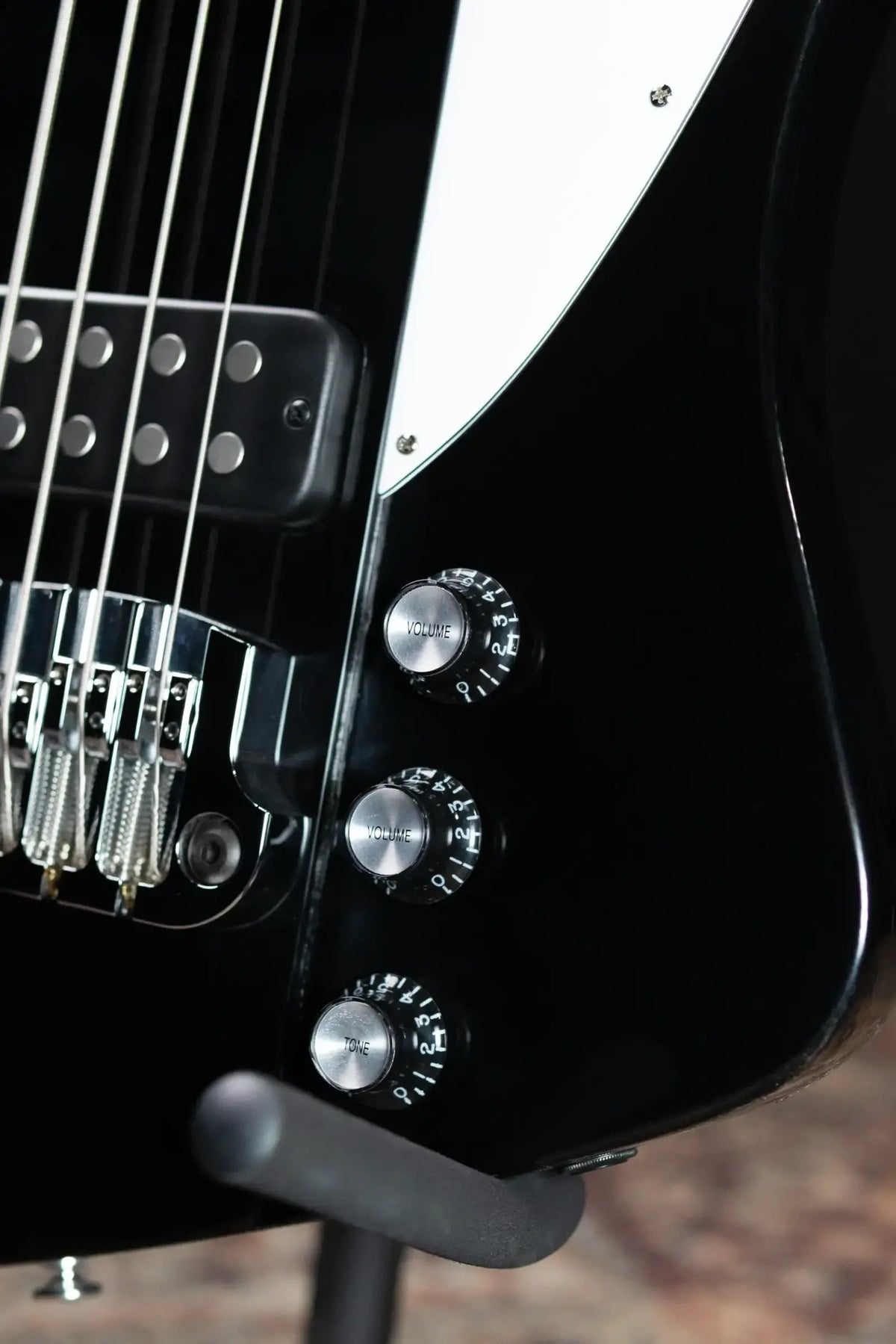 Gibson Thunderbird Bass - Ebony with Hardshell Case
