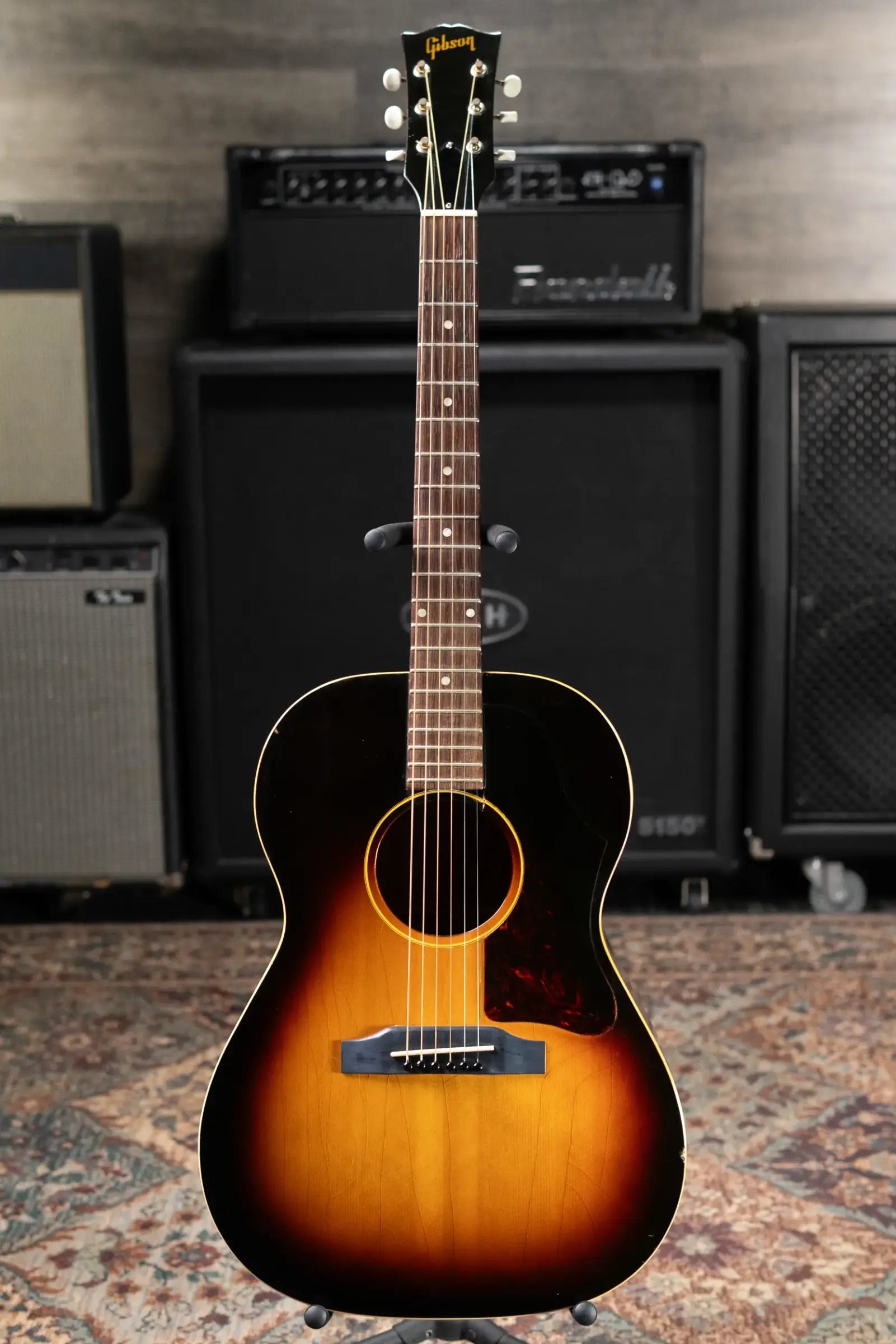 Gibson Vintage 1966-1967 LG-1 Acoustic Guitar - Sunburst with Original Alligator Chipboard Case - Used