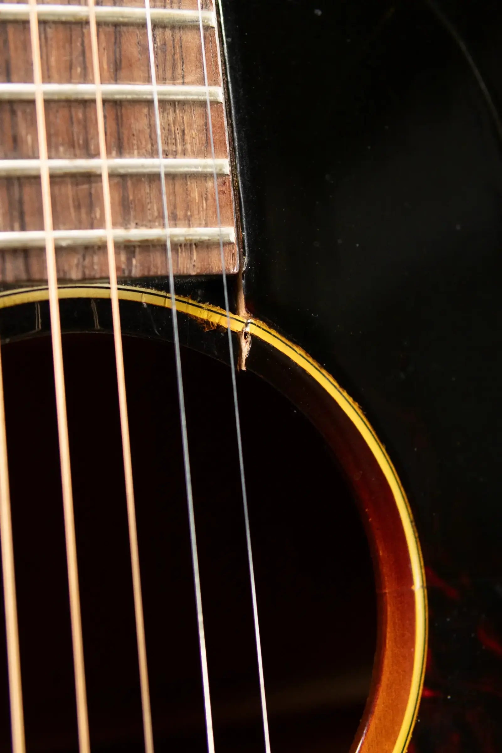 Gibson Vintage 1966-1967 LG-1 Acoustic Guitar - Sunburst with Original Alligator Chipboard Case - Used