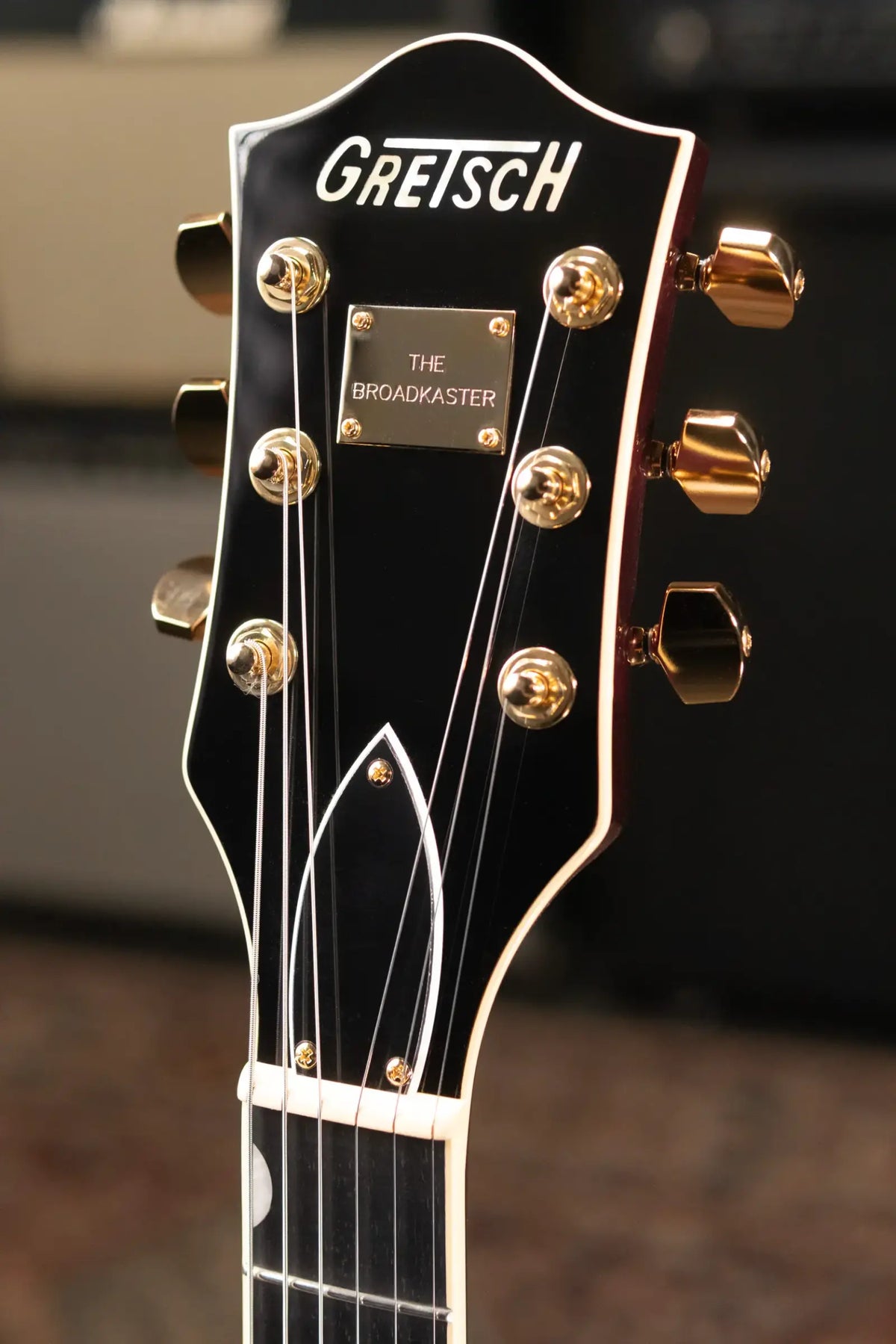 Gretsch Broadkaster Jr. LX Center Block with String-Thru Bigsby Electric Guitar - Blackberry with Hardshell Case - Demo
