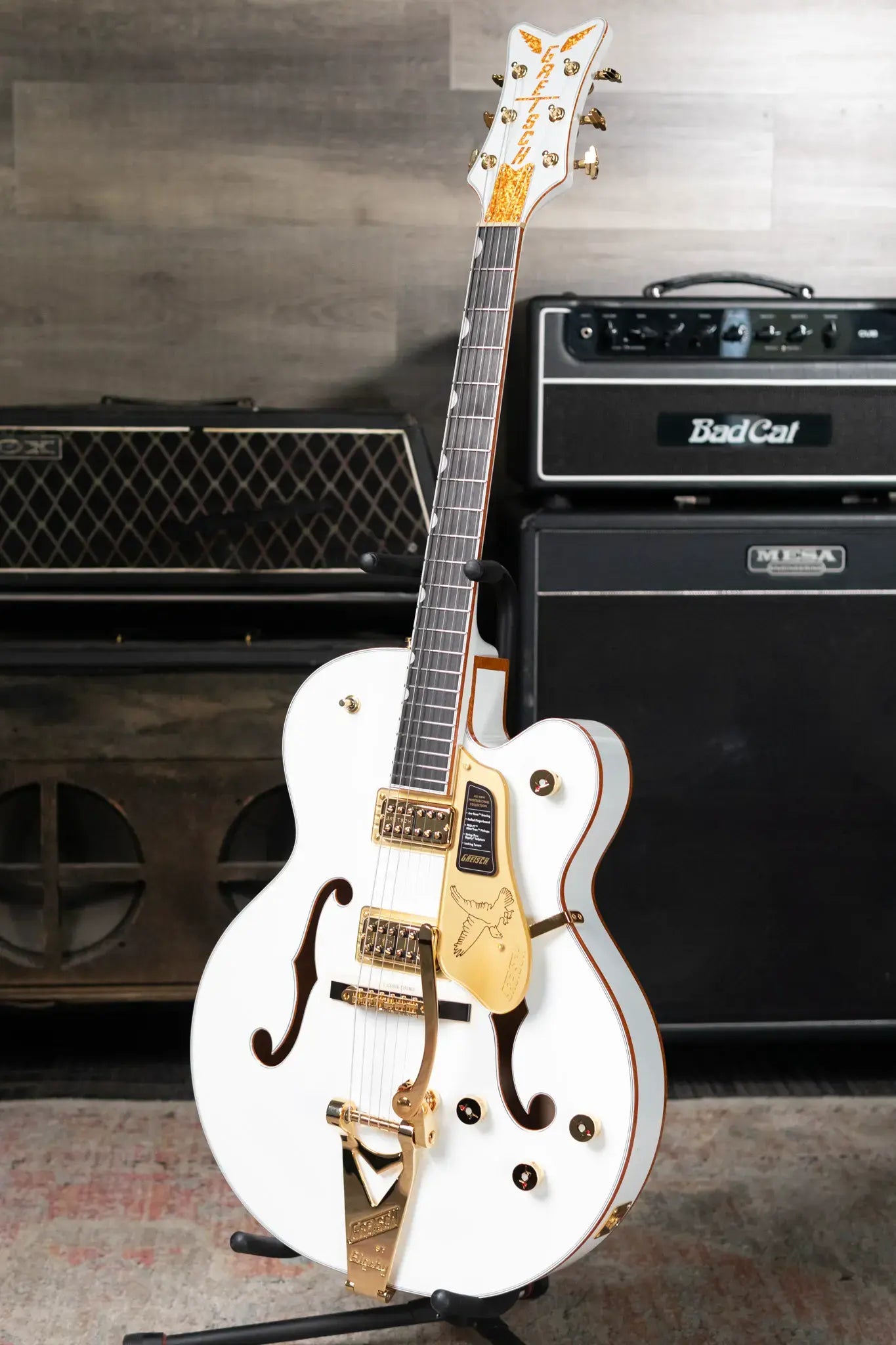 Gretsch Falcon Hollow Body with String-Thru Bigsby and Gold Hardware, Ebony Fingerboard - White with Hardshell Case