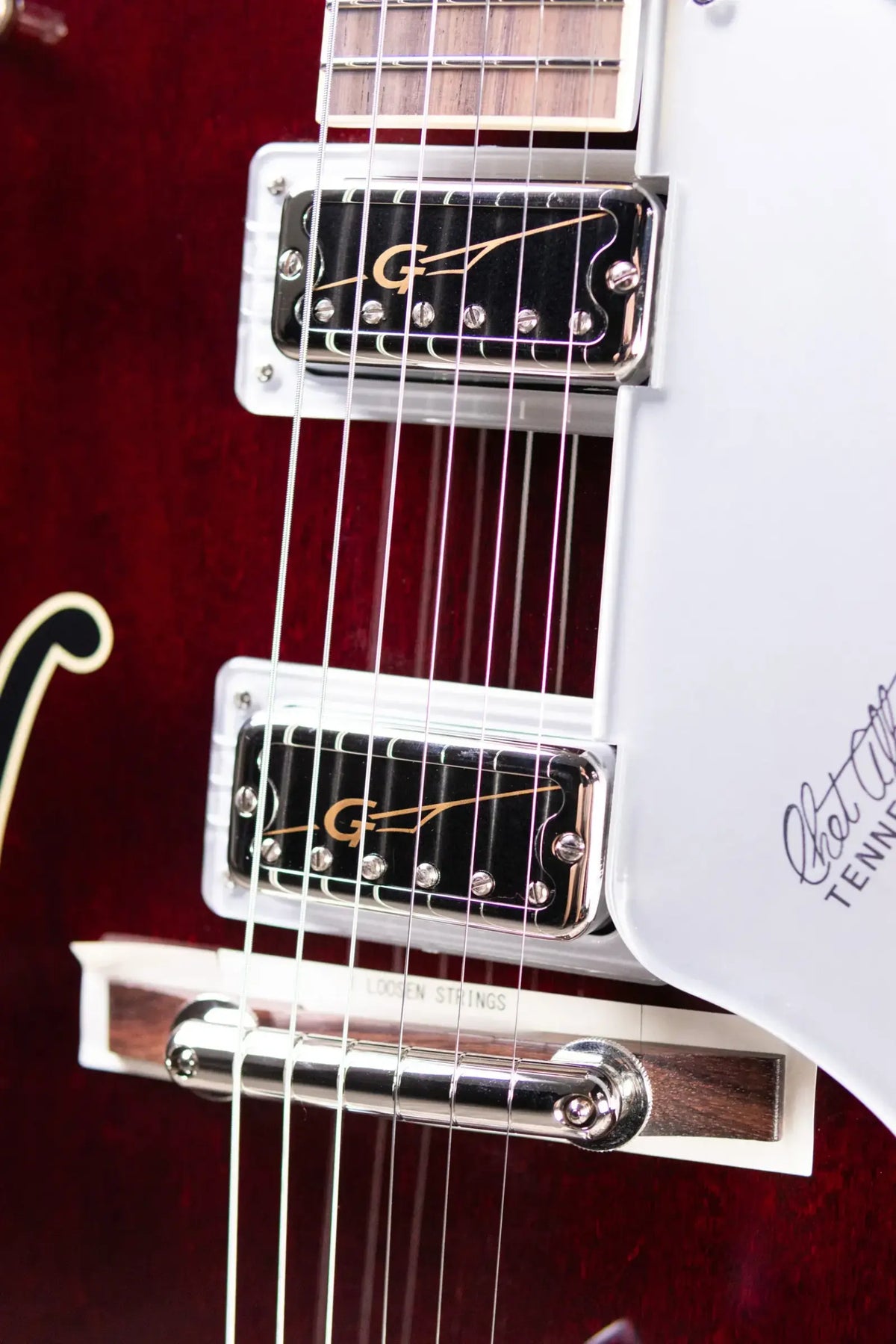 Gretsch G6119T-62 Vintage Select Edition '62 Tennessean Hollow Body with Bigsby Electric Guitar - Dark Cherry Stain with Hardshell Case