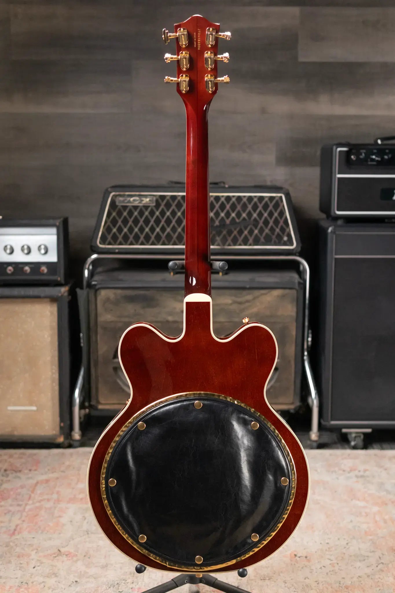 Gretsch G6122T-62 Vintage Select Edition '62 Chet Atkins Country Gentleman Hollow Body with Bigsby, TV Jones - Walnut Stain with Deluxe Hardshell Case