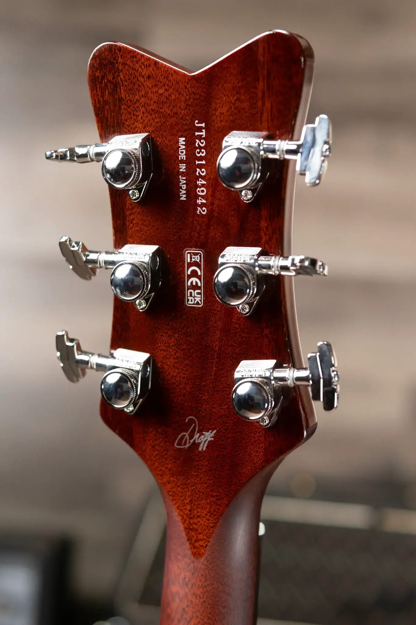 Gretsch G6134TFM-NH Nigel Hendroff Signature Penguin Electric Guitar - Amber Flame with Hardshell Case