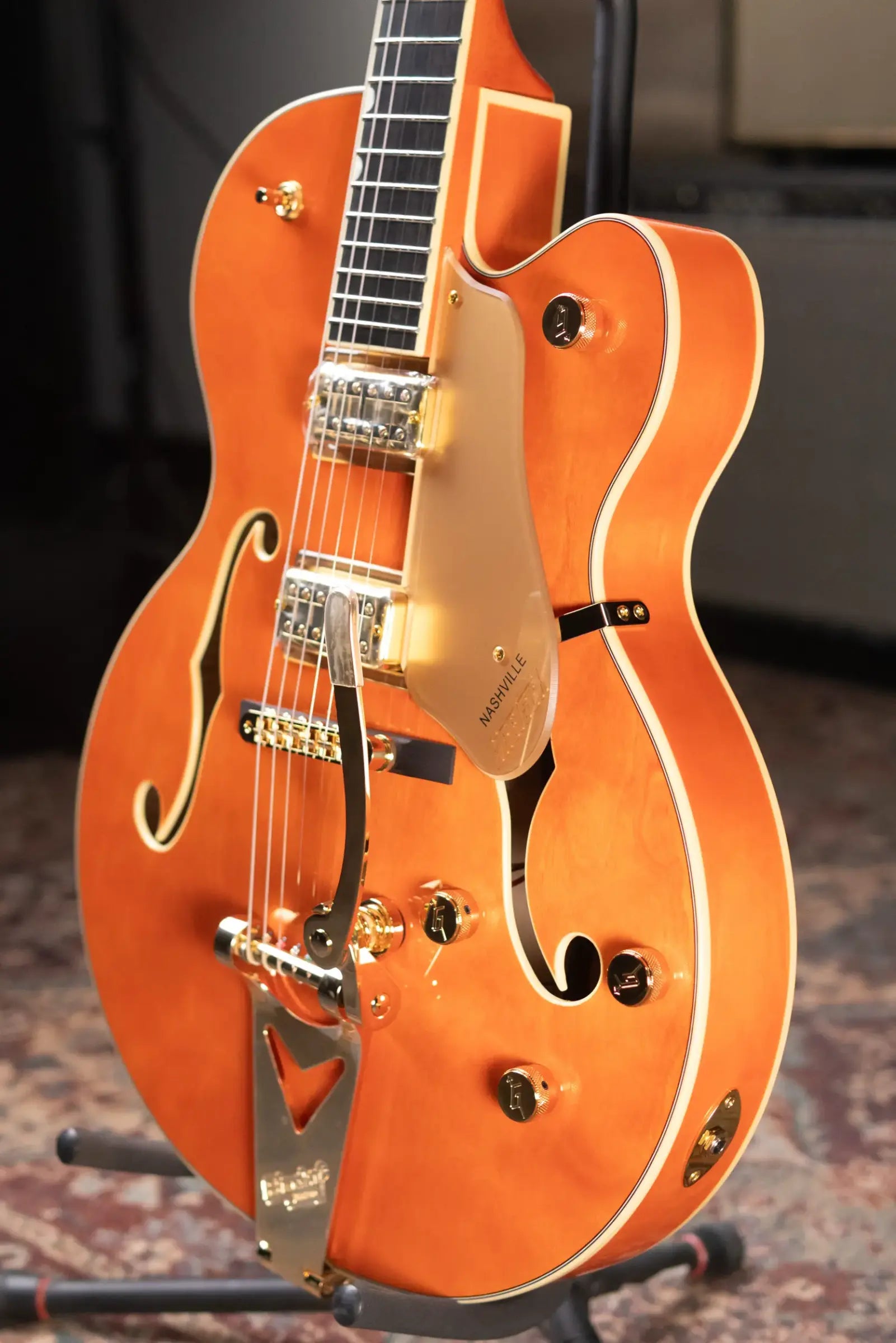 Gretsch Synchromatic Nashville Hollow Body Single-Cut with Bigsby Electric Guitar - 50's Orange Stain with Hardshell Case
