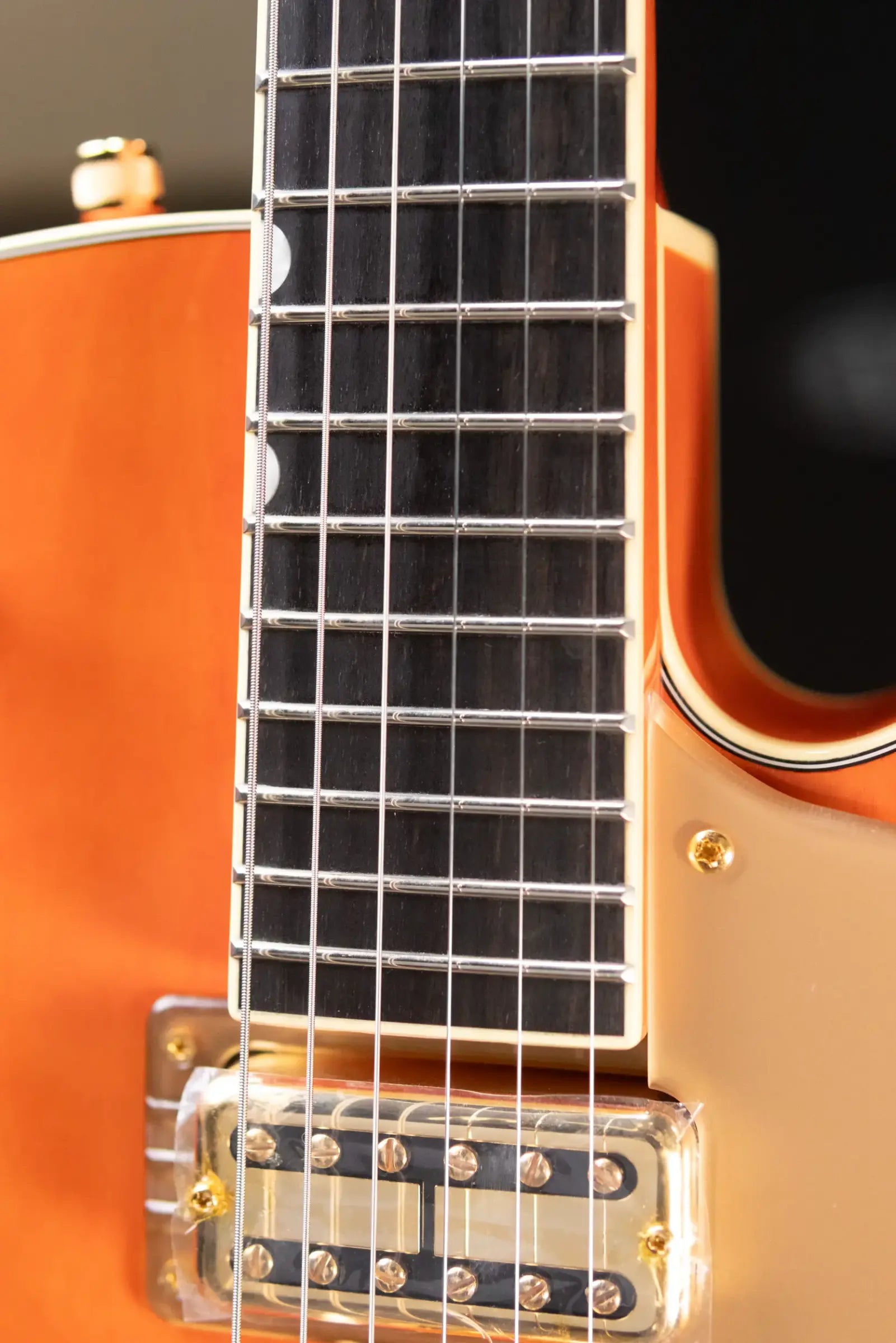 Gretsch Synchromatic Nashville Hollow Body Single-Cut with Bigsby Electric Guitar - 50's Orange Stain with Hardshell Case