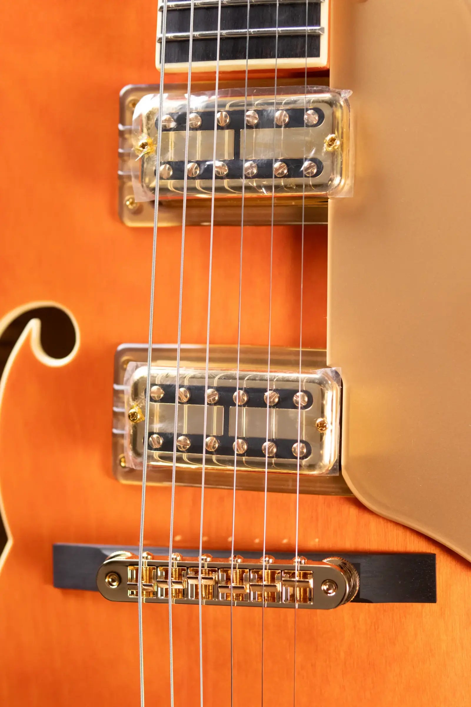 Gretsch Synchromatic Nashville Hollow Body Single-Cut with Bigsby Electric Guitar - 50's Orange Stain with Hardshell Case