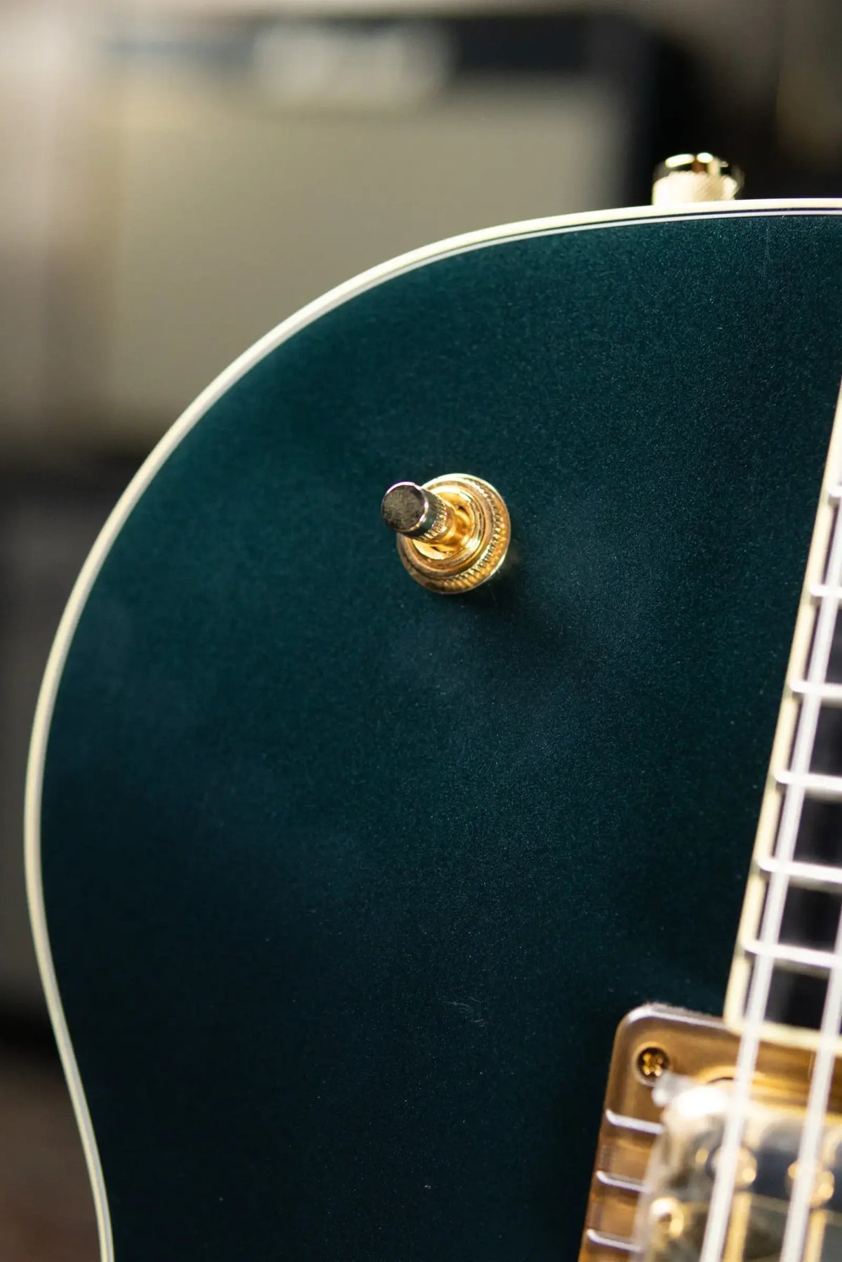 Gretsch Synchromatic Nashville Hollow Body Single-Cut with Bigsby Electric Guitar - Cadillac Green with Hardshell Case