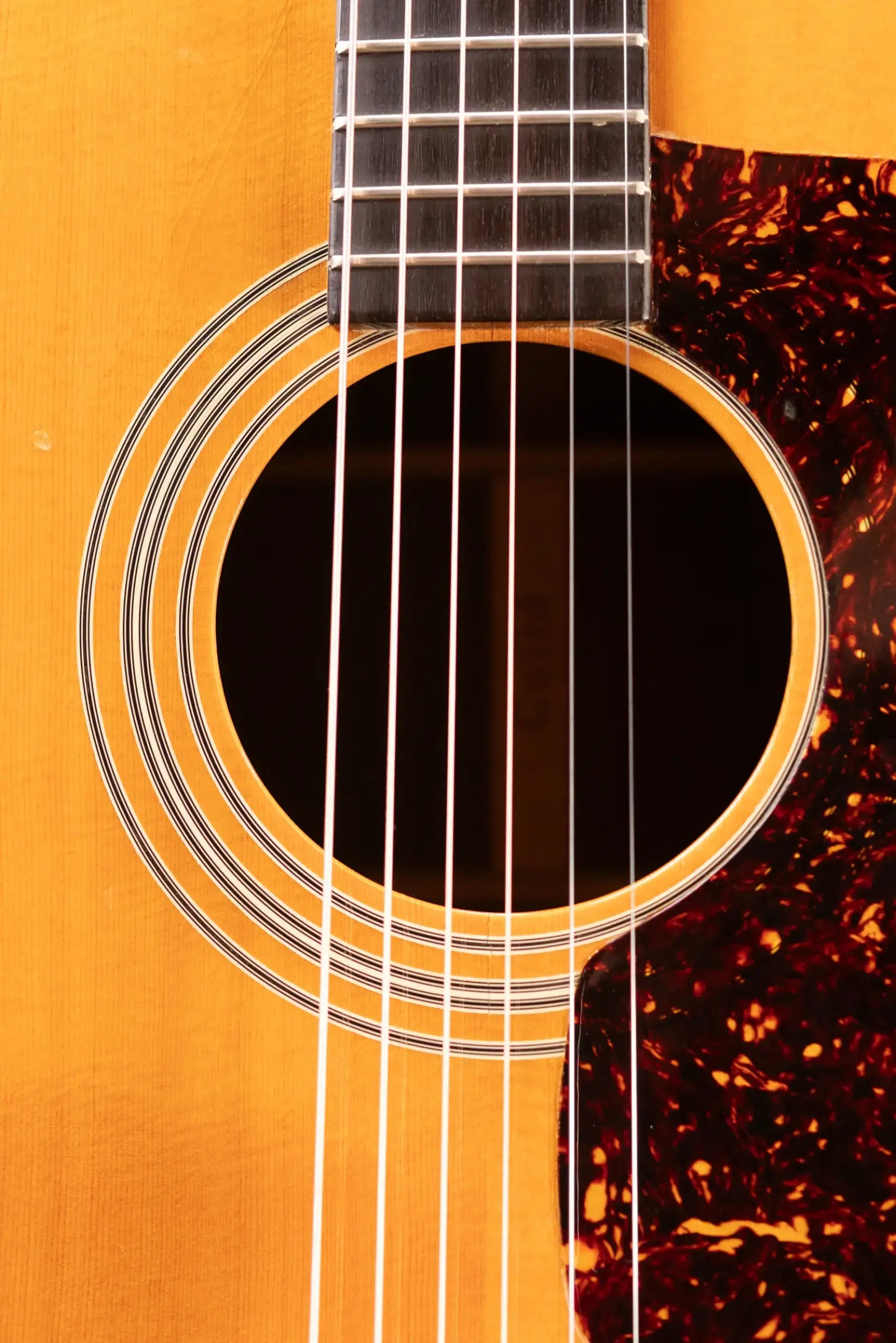 Guild D-50 Acoustic Guitar with Hardshell Case - Used