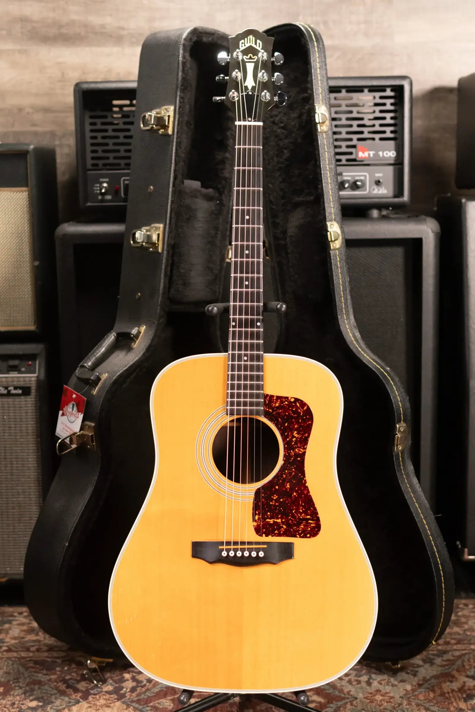 Guild D-50 Acoustic Guitar with Hardshell Case - Used