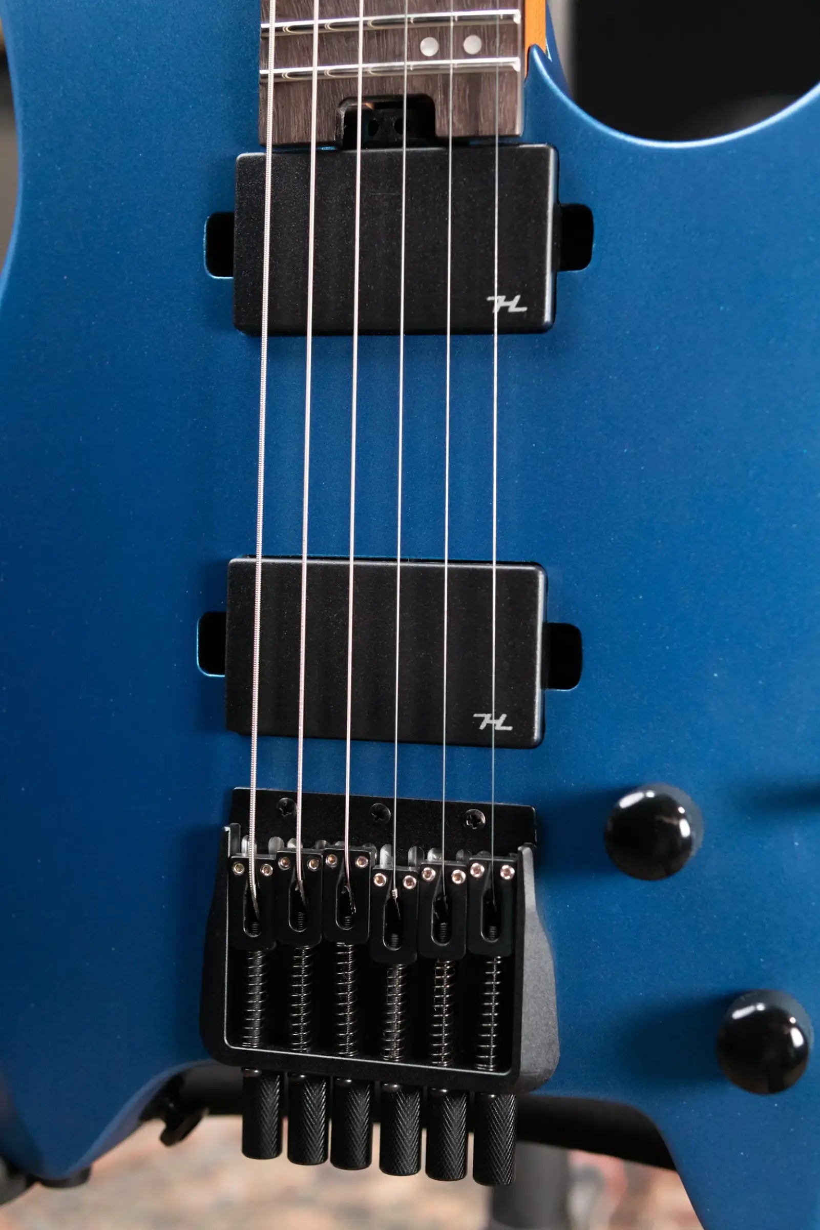 Hils NEXT HN3 Gen 2 Headless Guitar - Electric Blue with Gig Bag - Used