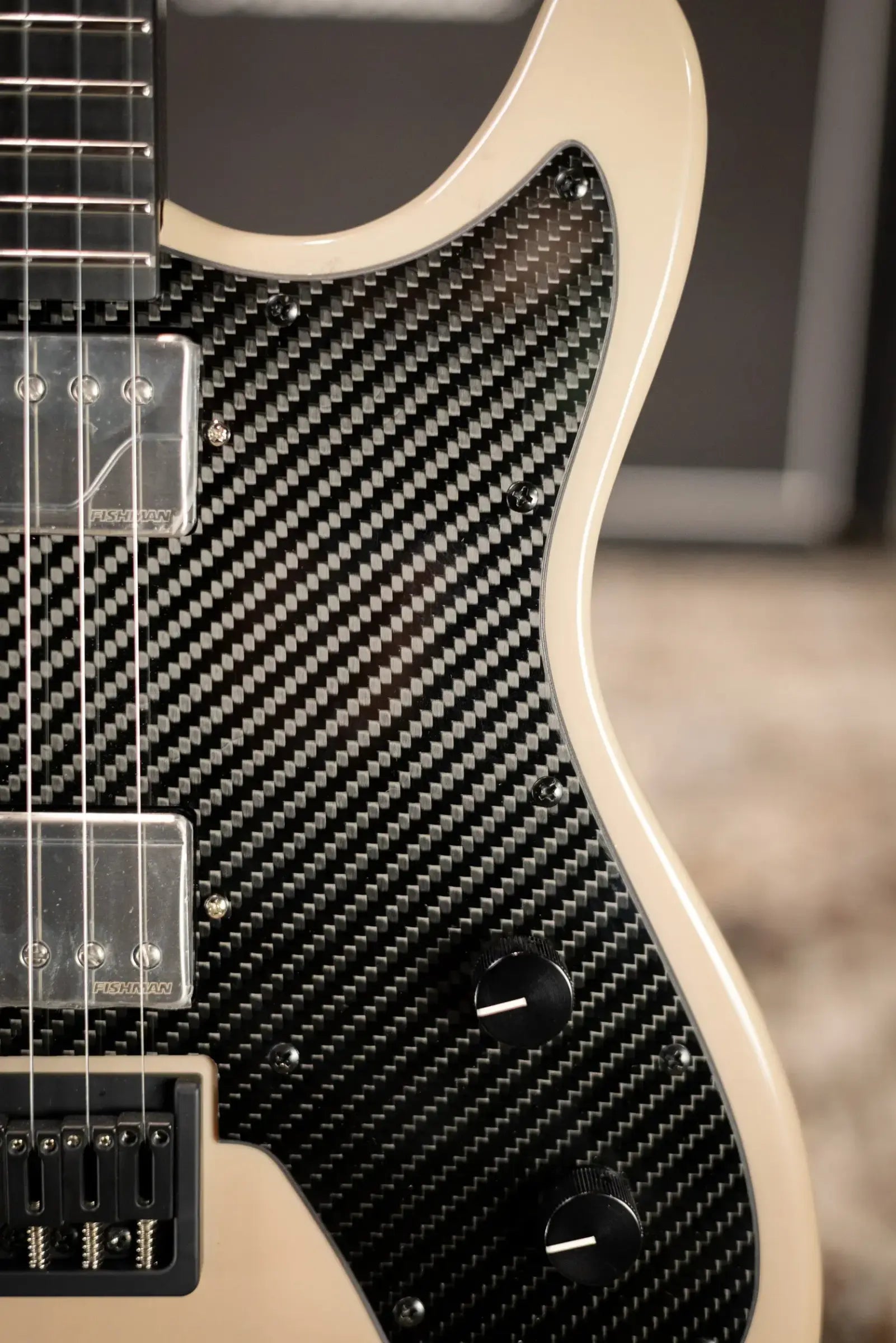KLOS Custom Series Artemis 24 Fishman Electric Guitar - Feather with Locking Tuners and Gig Bag