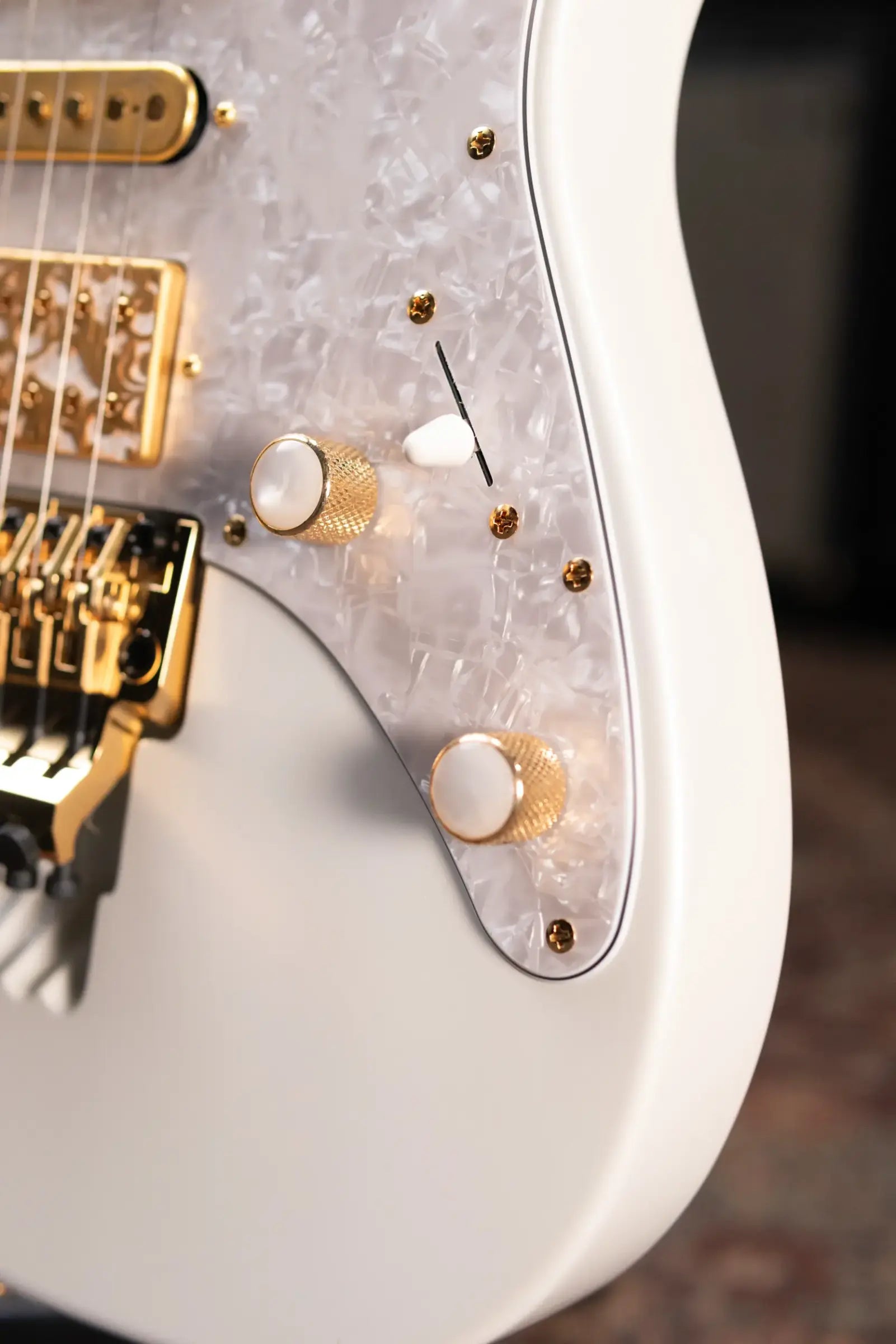 Ibanez PIA3761SLW Steve Vai Signature Electric Guitar Stallion White with Hardshell Case - Used