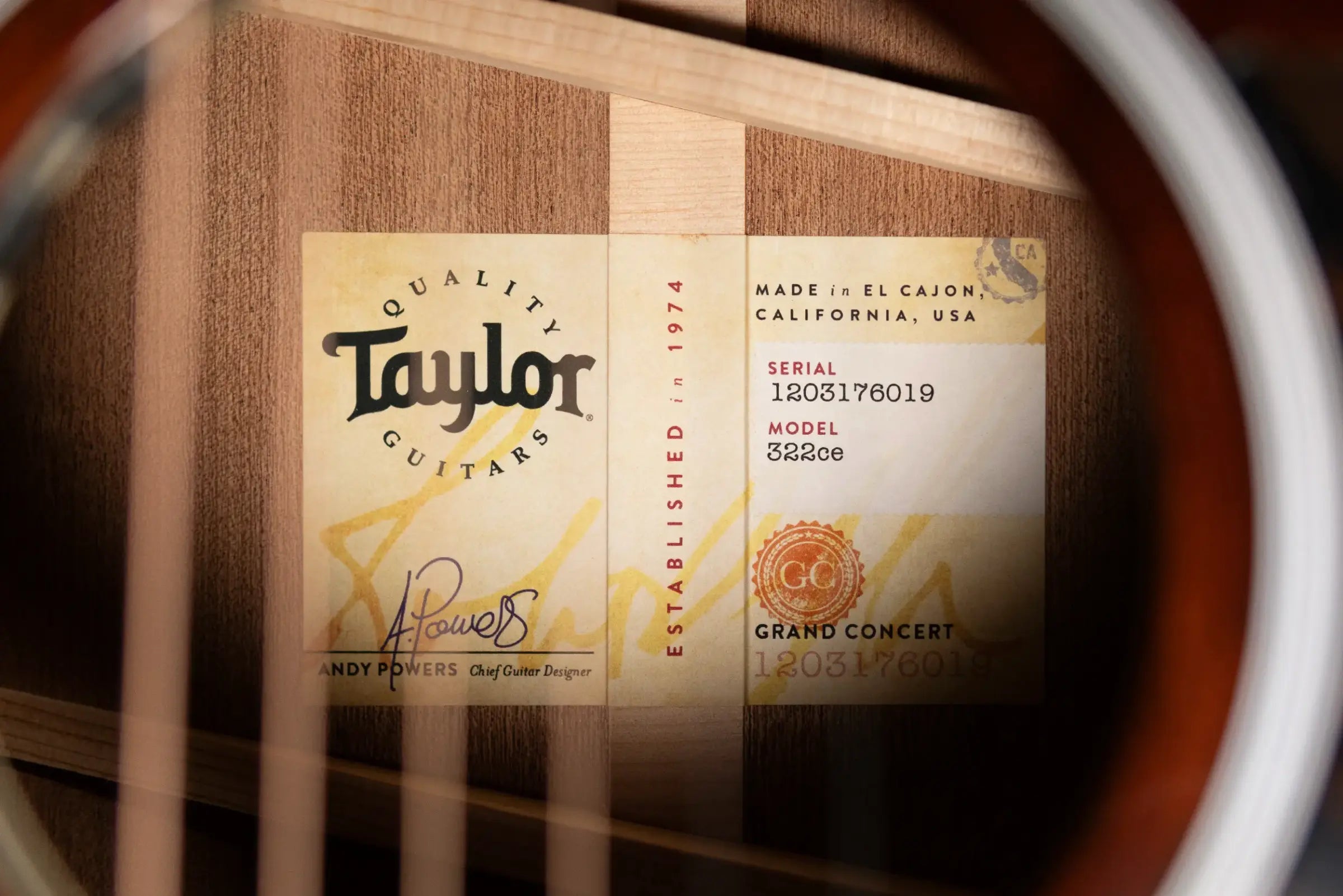 Taylor Next Generation 322ce 14-Fret Grand Concert Acoustic/Electric Guitar - Shaded Edgeburst with Hardshell Case