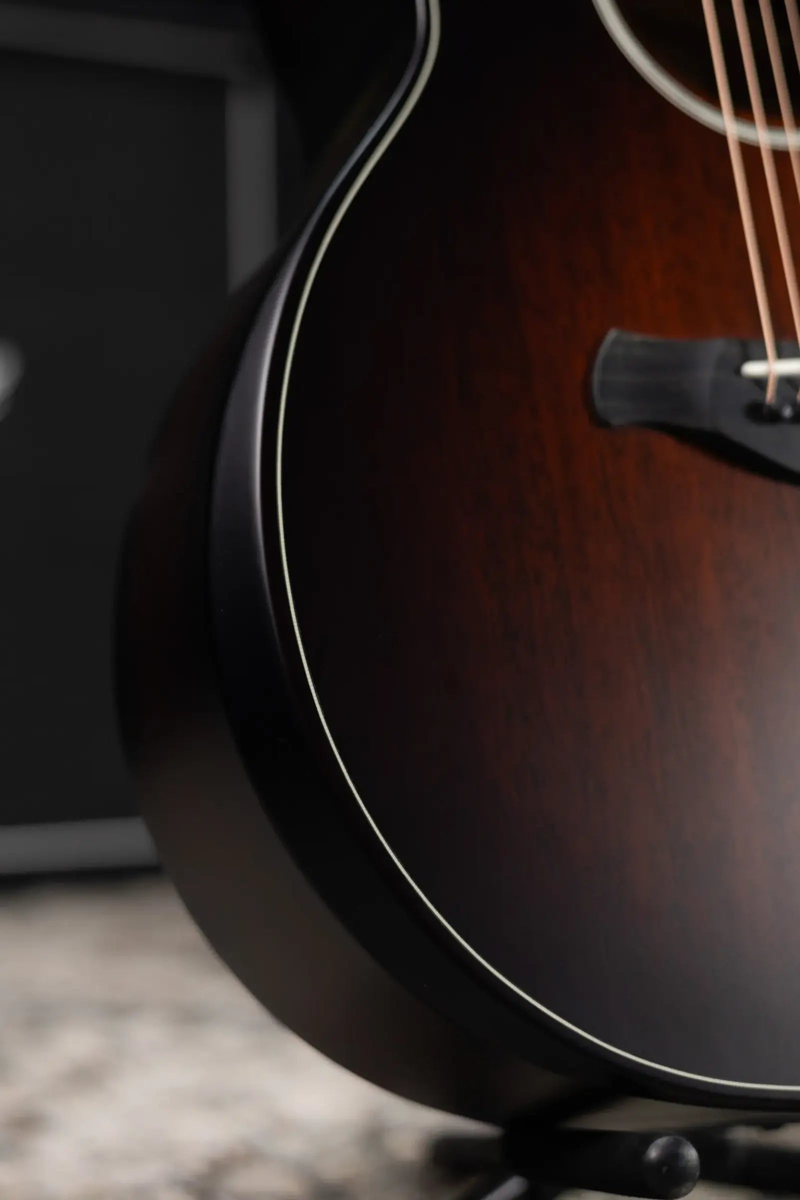 Taylor Next Generation Builders Edition 324ce Grand Auditorium Acoustic/Electric Guitar - Kona Burst with Hardshell Case