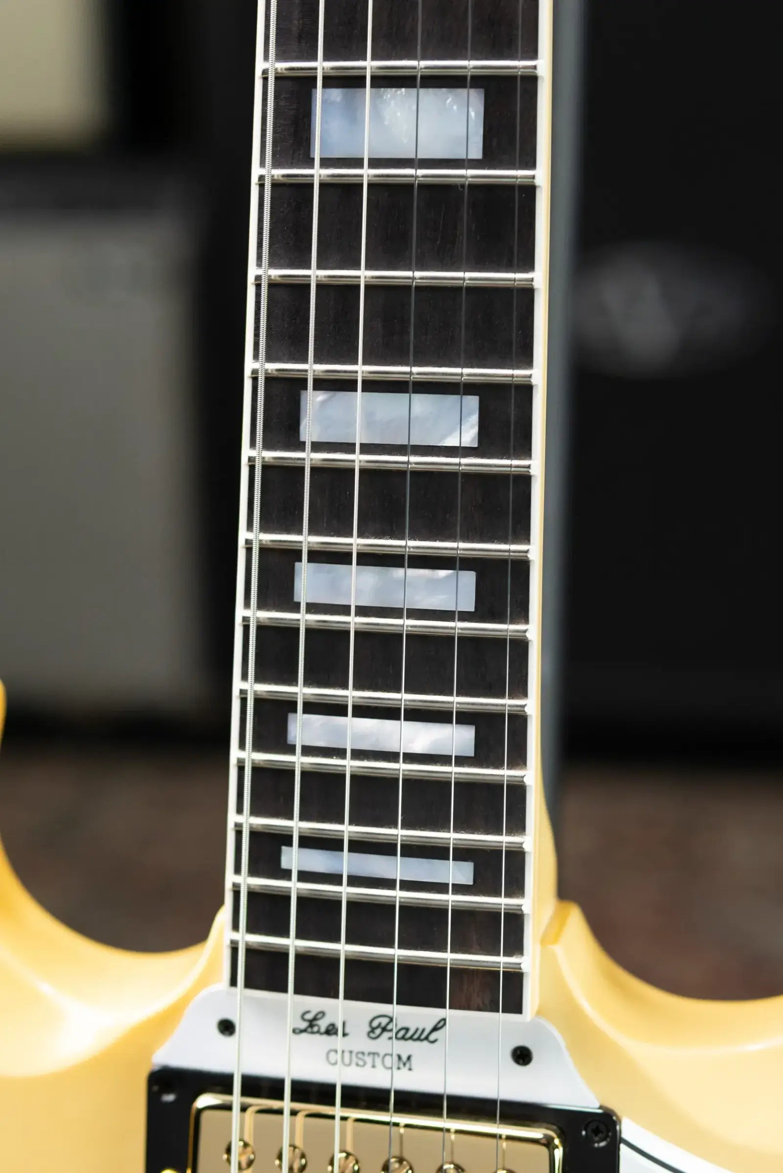 Gibson Custom Shop 1963 Les Paul SG Custom Reissue 3-Pickup with Maestro VOS Electric Guitar - Classic White with Hardshell Case